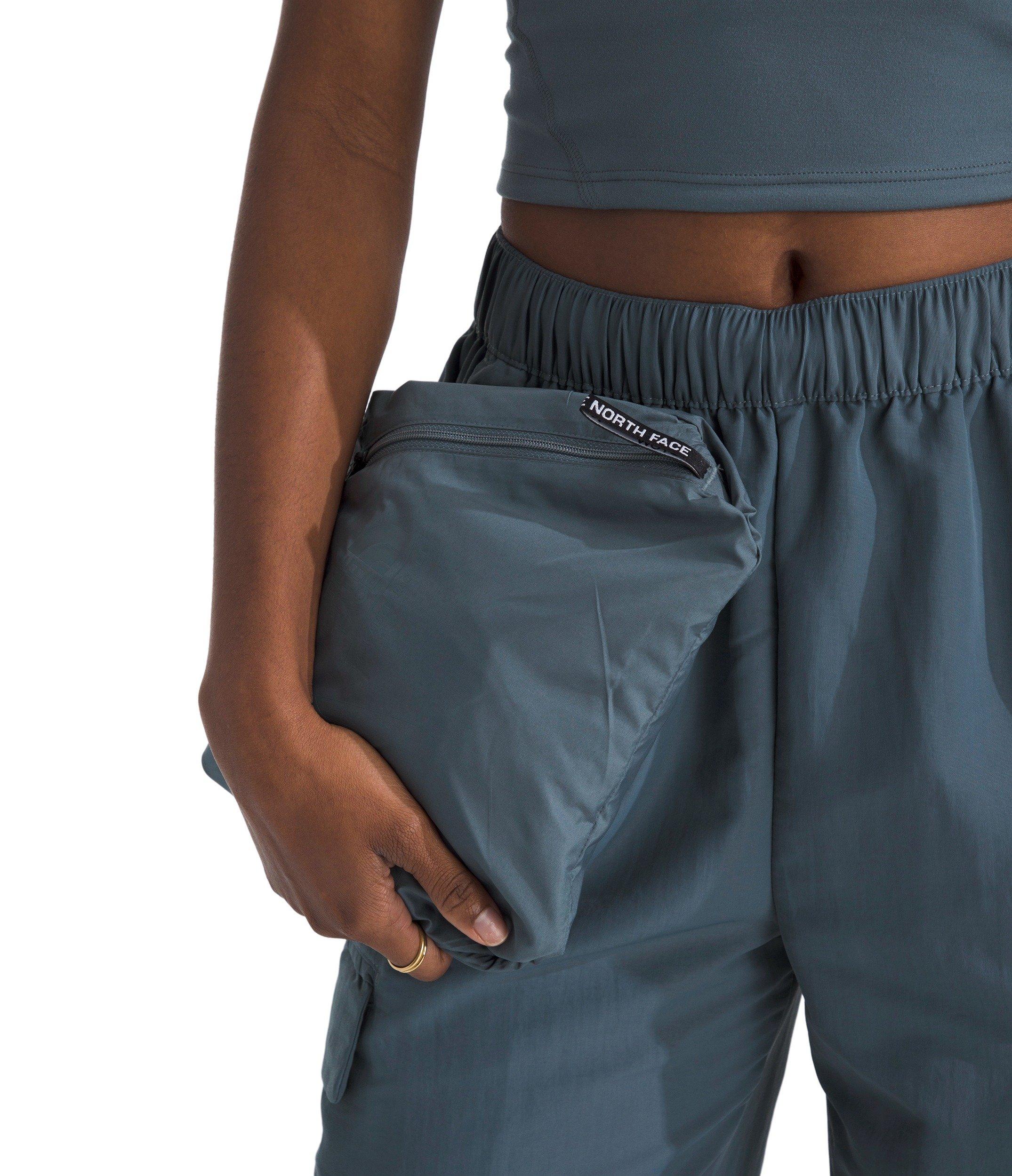 The North Face Women's Easy Wind Jacket -Dk Grey - DK GREY Thumbnail View 6