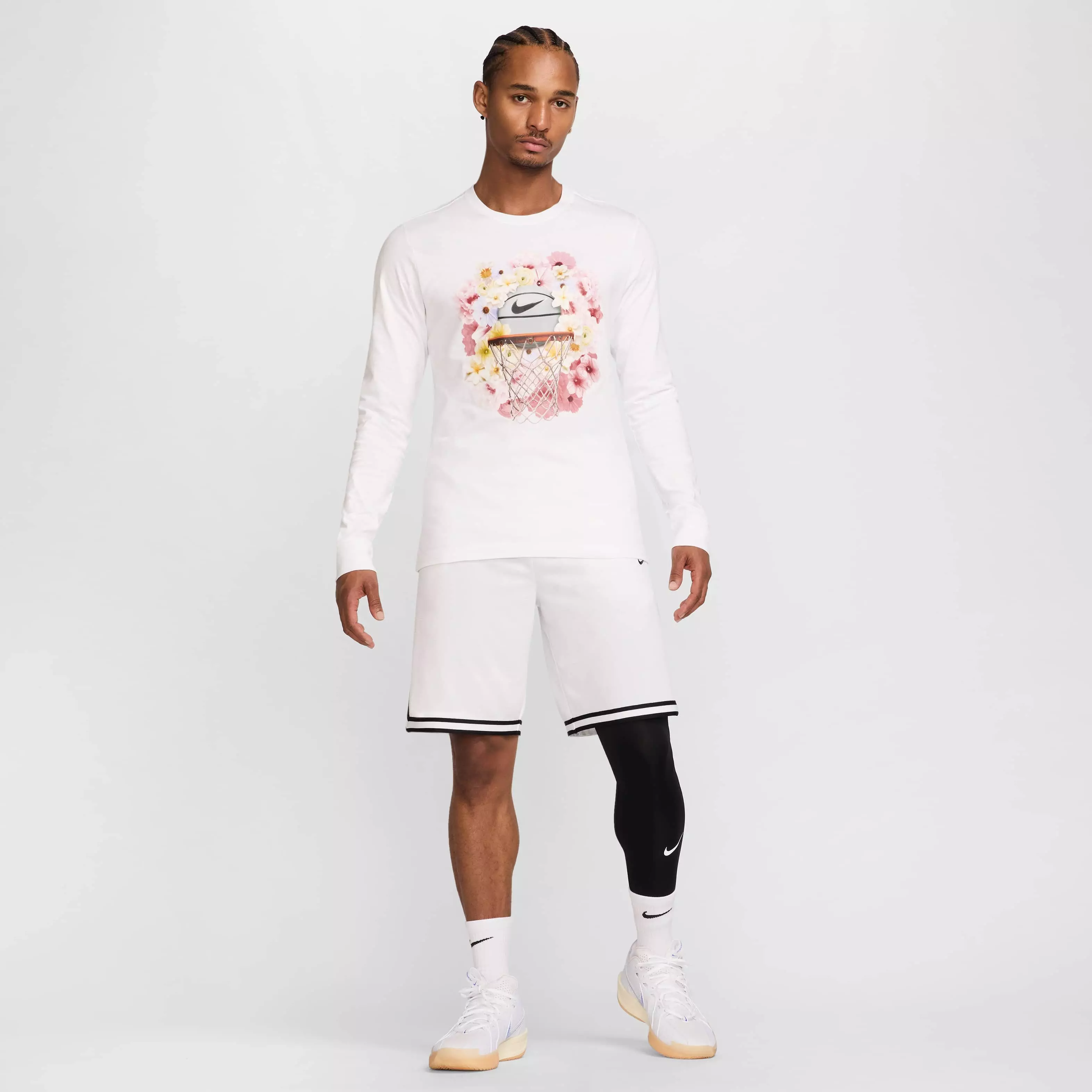 Nike Men's Max90 Long-Sleeve OC 2 SP25 Basketball T-Shirt - WHITE