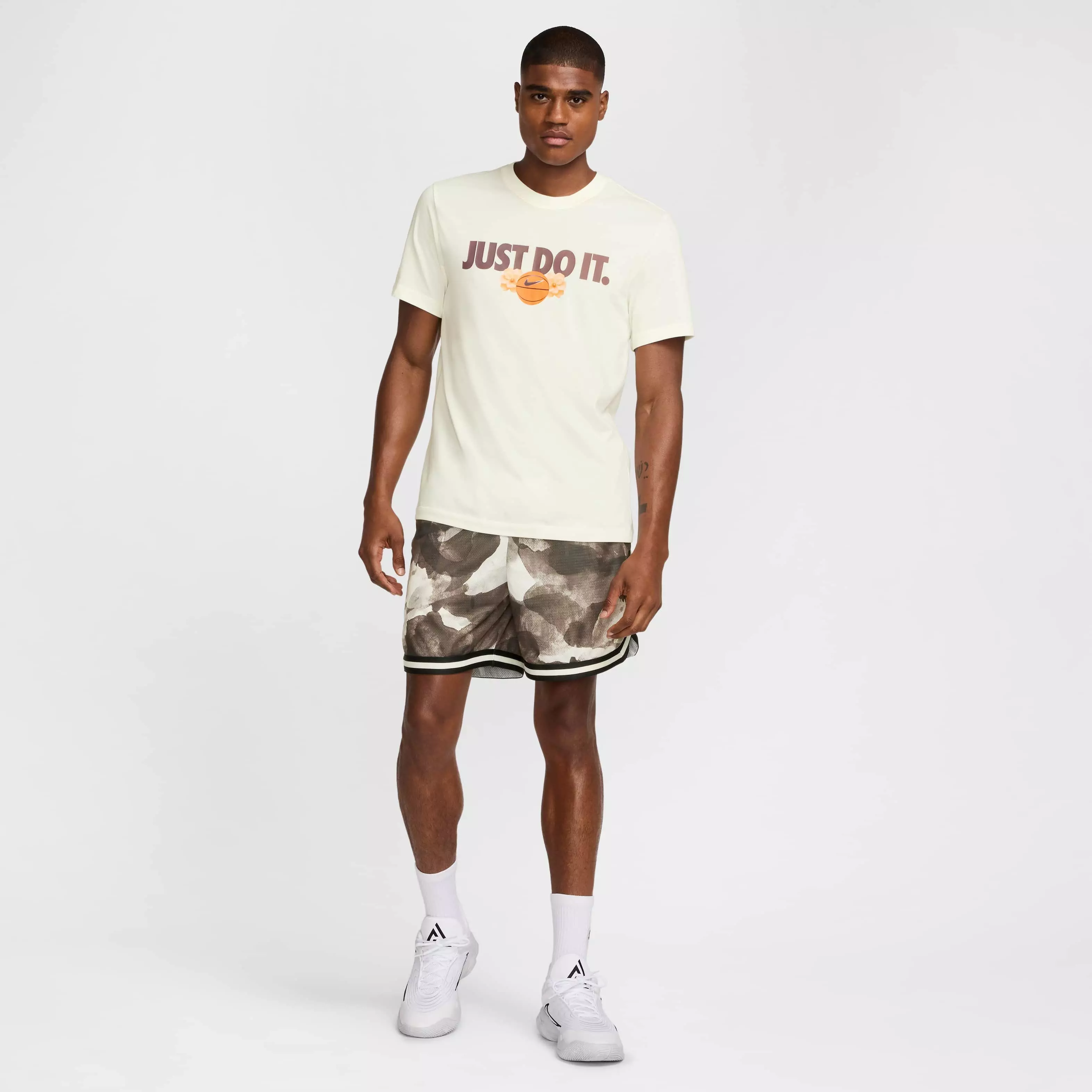 Nike Men's Dri-FIT OC 2 Basketball T-Shirt - WHITE