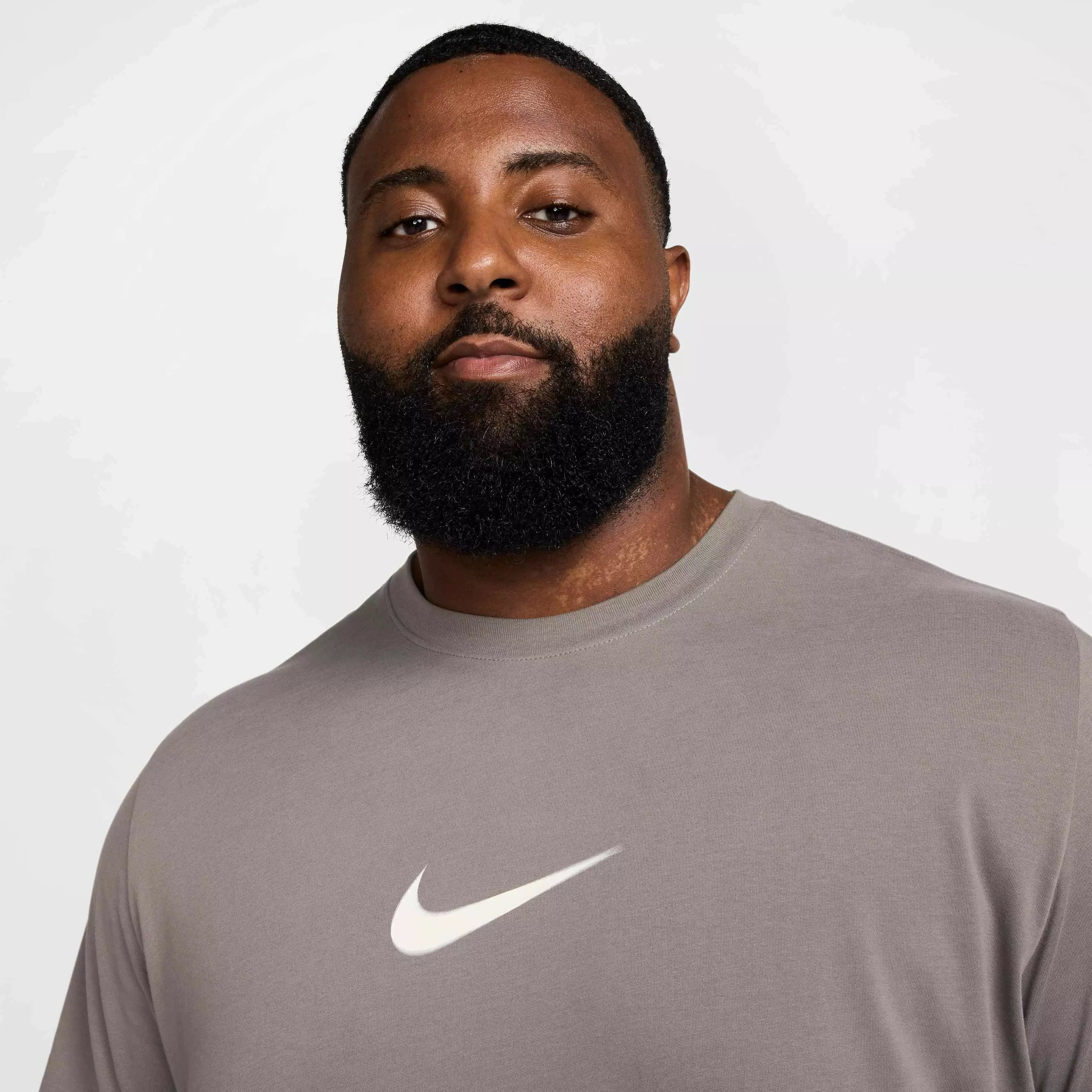 Nike Men's Dri-FIT Fitness Verbiage T-Shirt - GREY