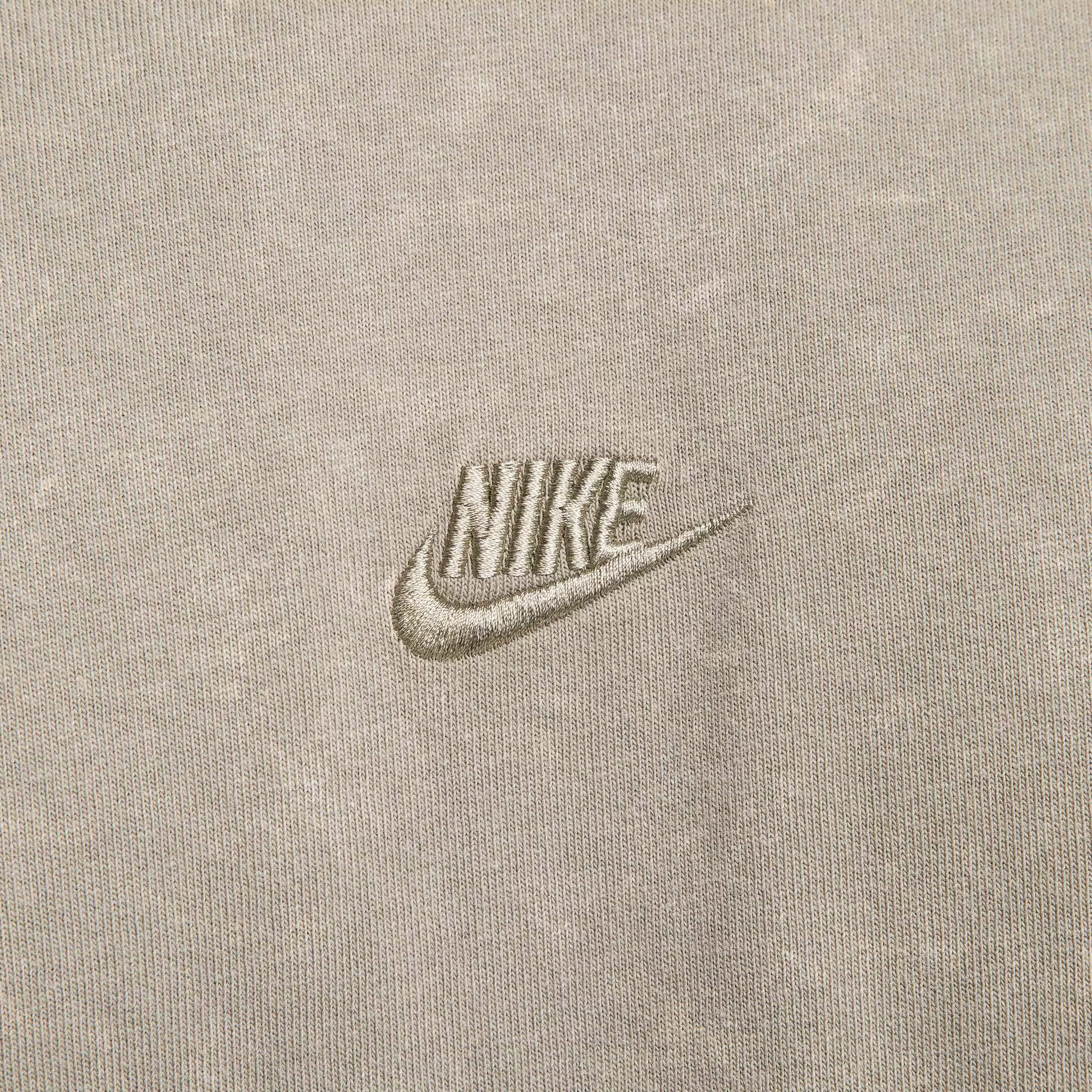 Nike Men's Sportswear Premium Essentials Max90 T-Shirt - GREEN