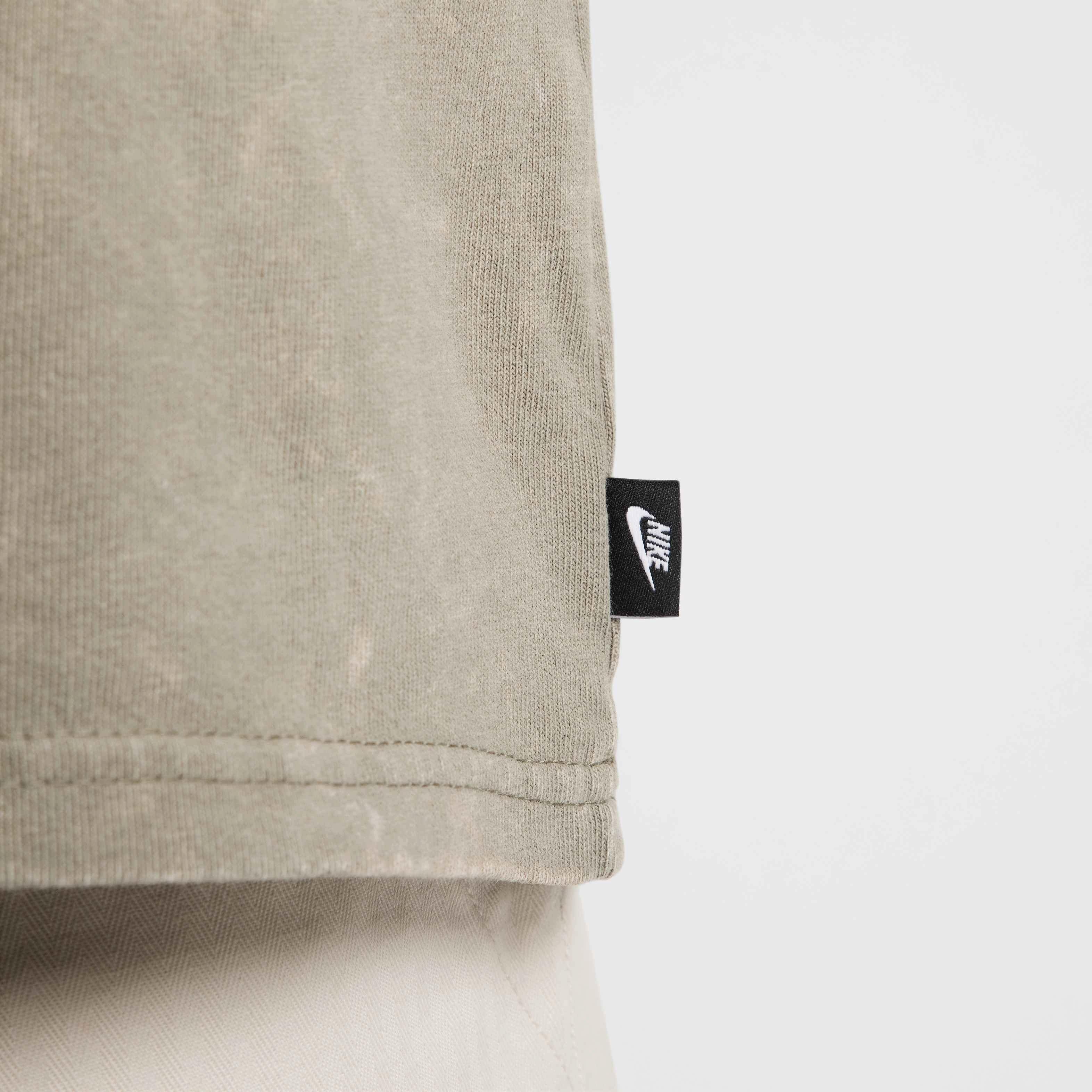 Nike Men's Sportswear Premium Essentials Max90 T-Shirt - GREEN Thumbnail View 5