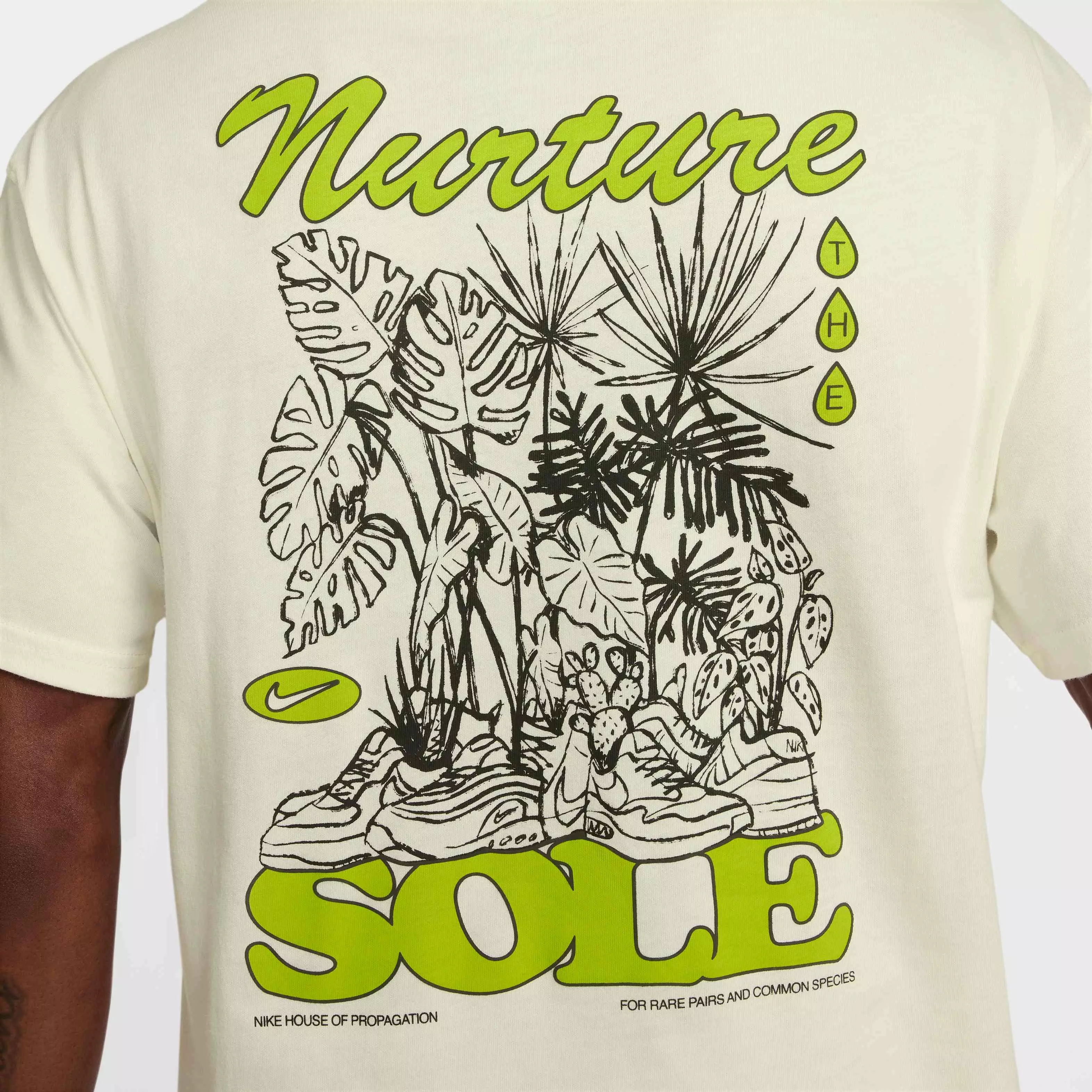 Nike Unisex Sportswear Max90 OC Blooming T-Shirt - WHITE