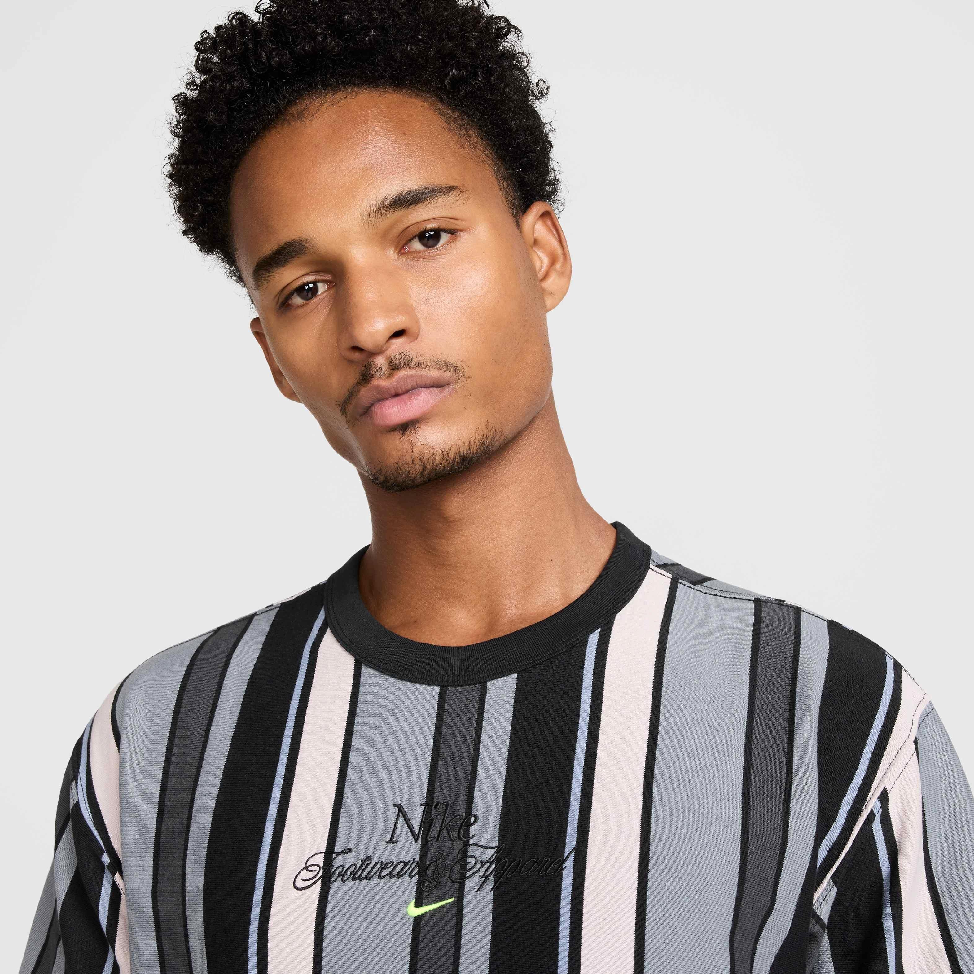 Nike Unisex Sportswear Max90 Stripe Craft T-Shirt -Black - BLACK Thumbnail View 3