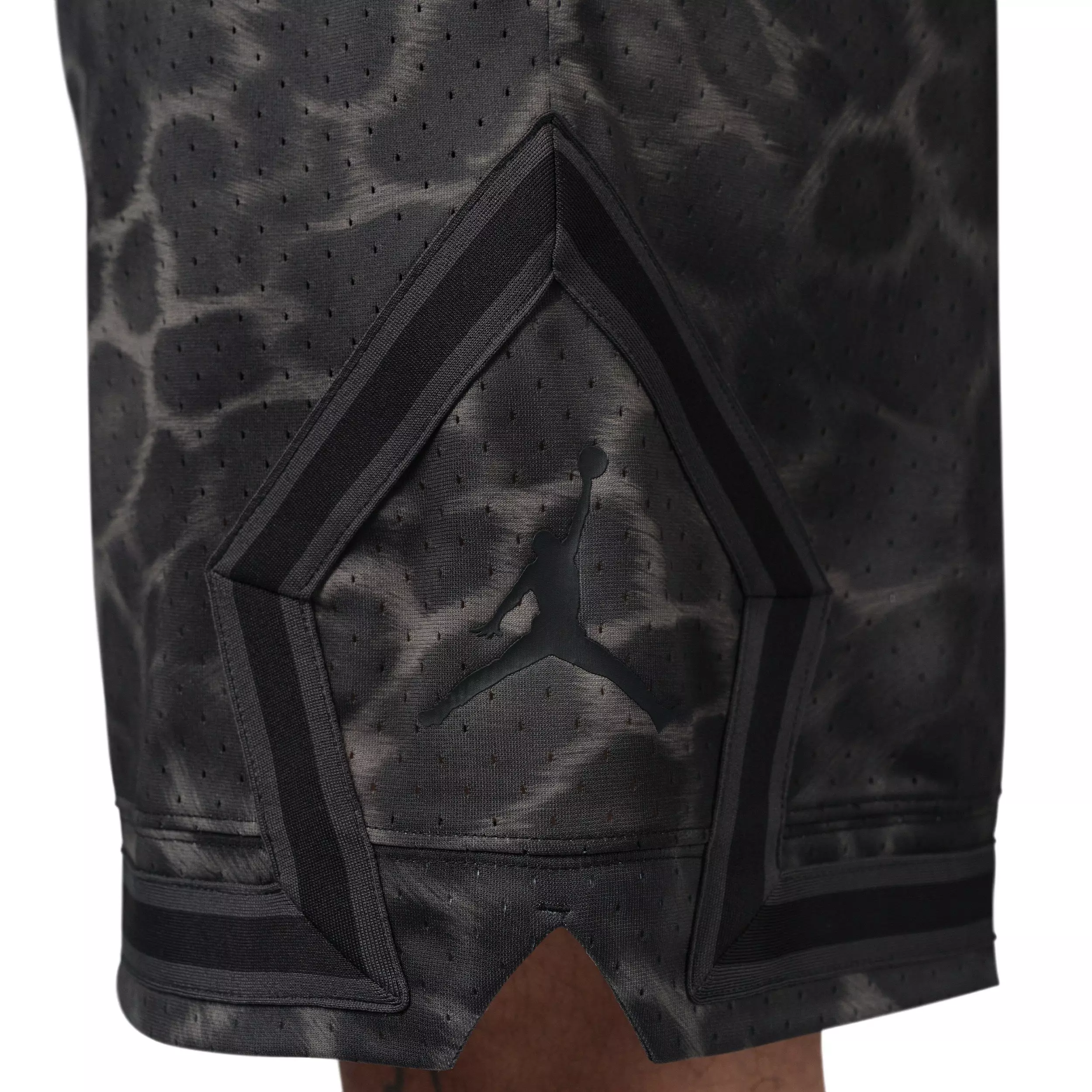Jordan Men's Sport Dri-FIT Printed Diamond Shorts - BLACK
