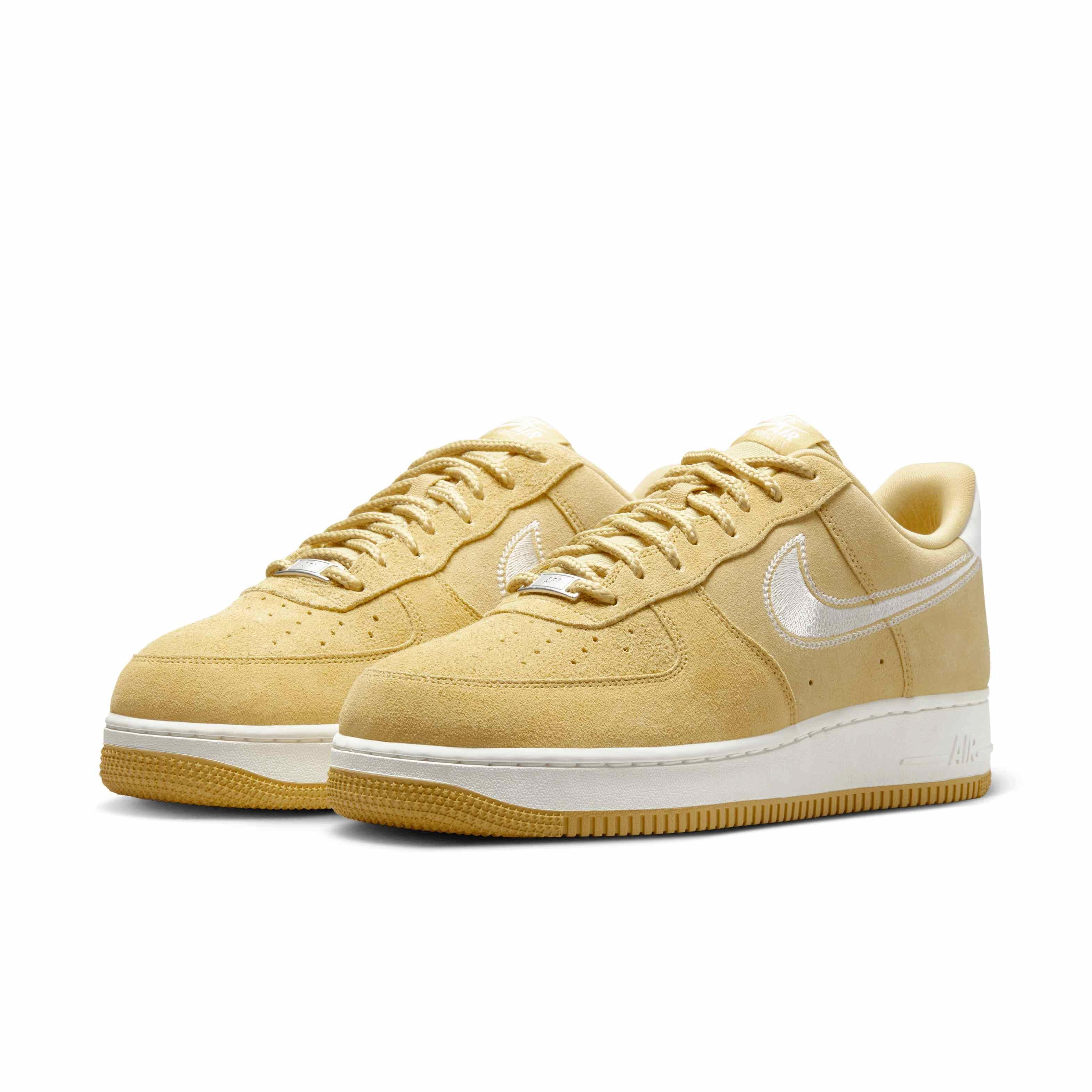 Nike Air Force 1 '07 LV8 "Buff Gold/Sail" Men's Shoe - GOLD/SAIL Thumbnail View 3