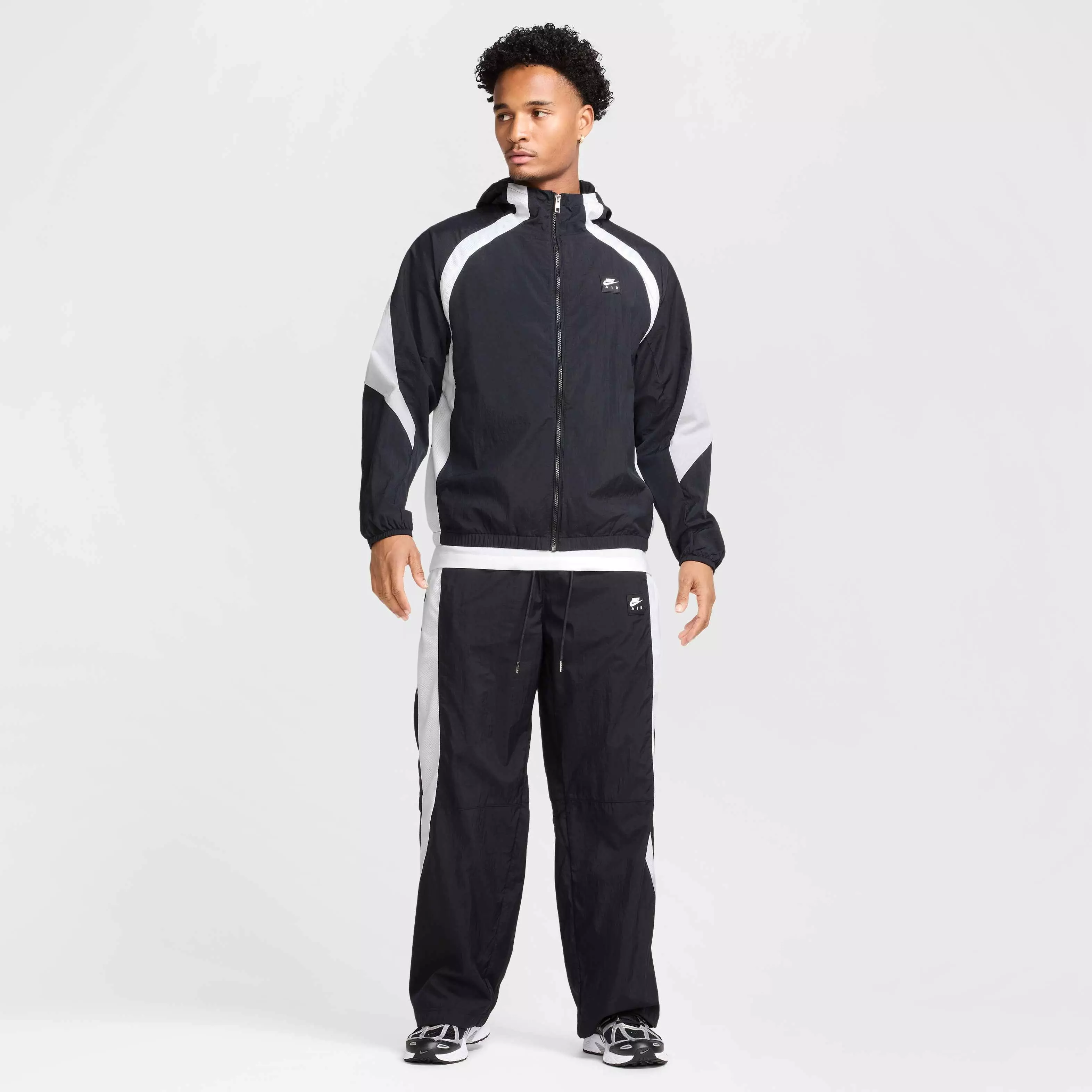 Nike Air men's Woven Jacket - BLACK