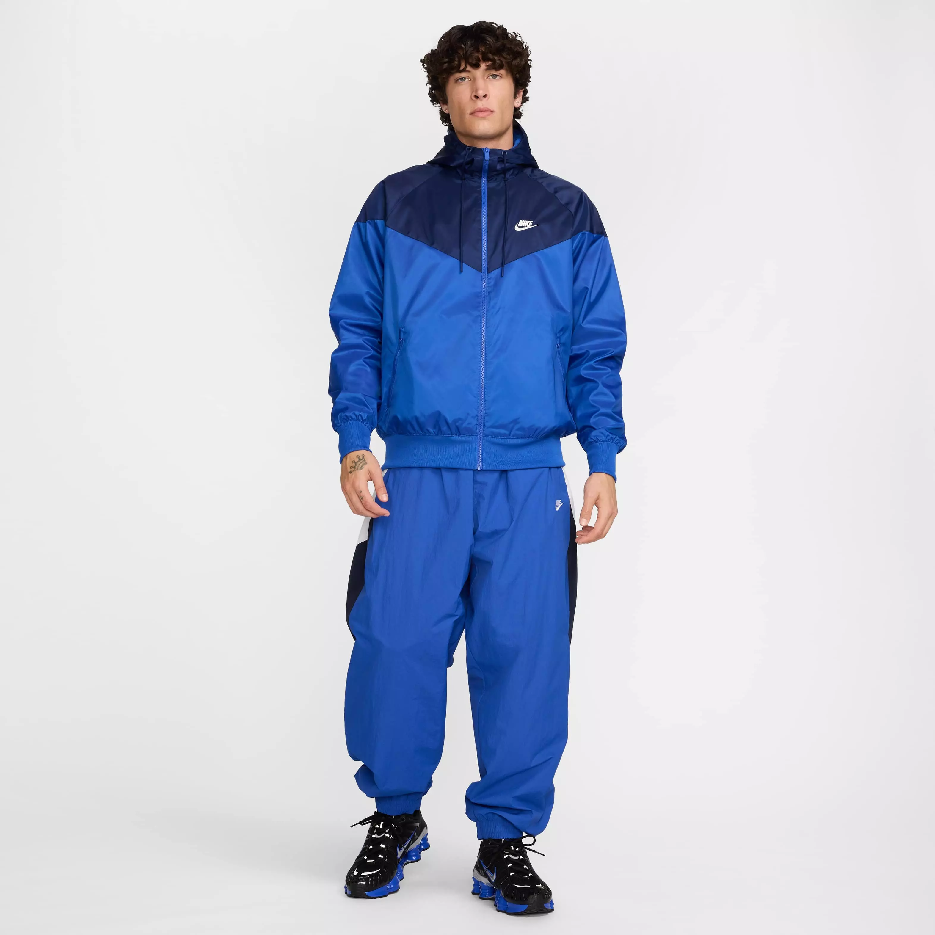 Nike Men's Sportswear Windrunner Hooded Jacket - ROYAL