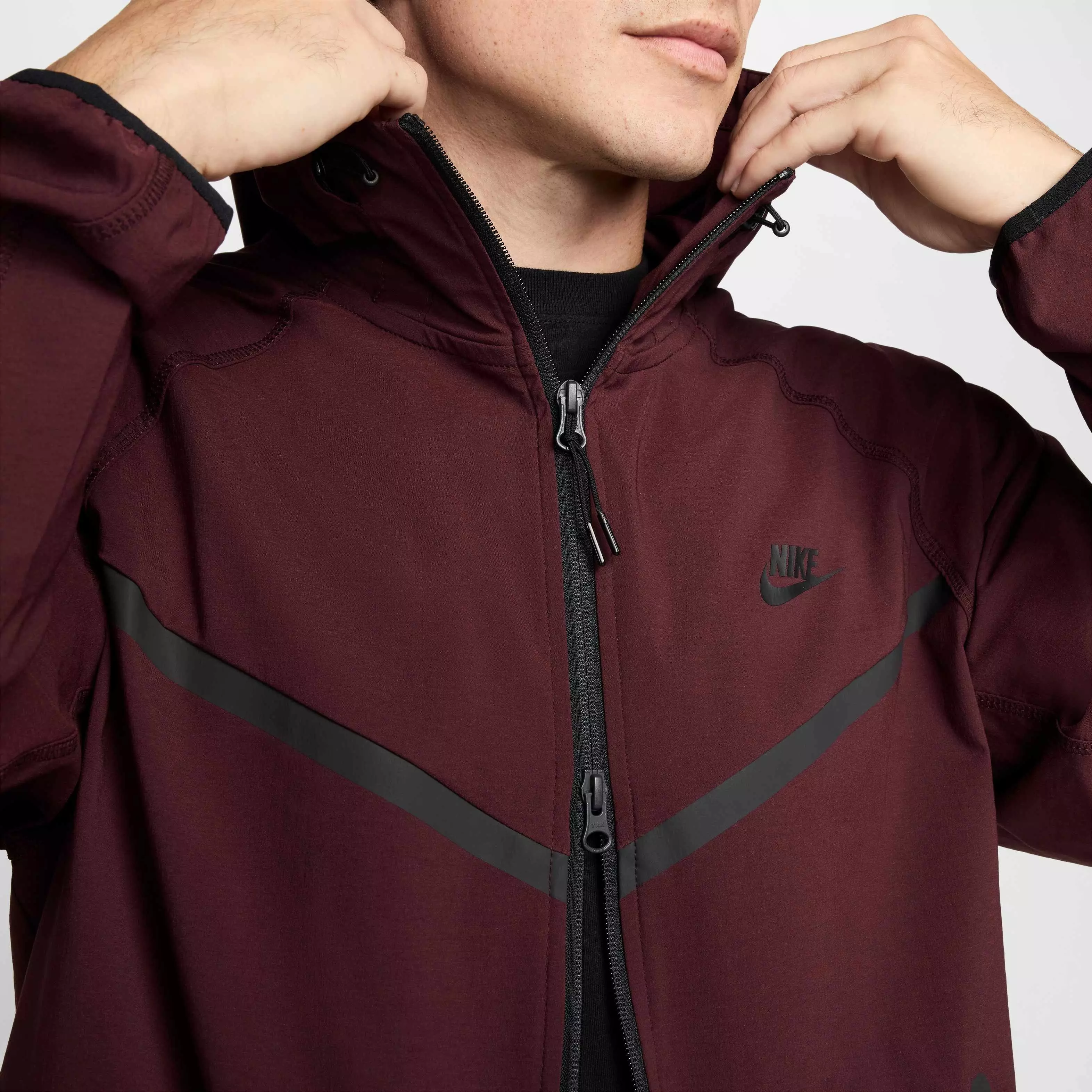 Nike Men's Tech​ Woven Full Zip Jacket - BURGUNDY