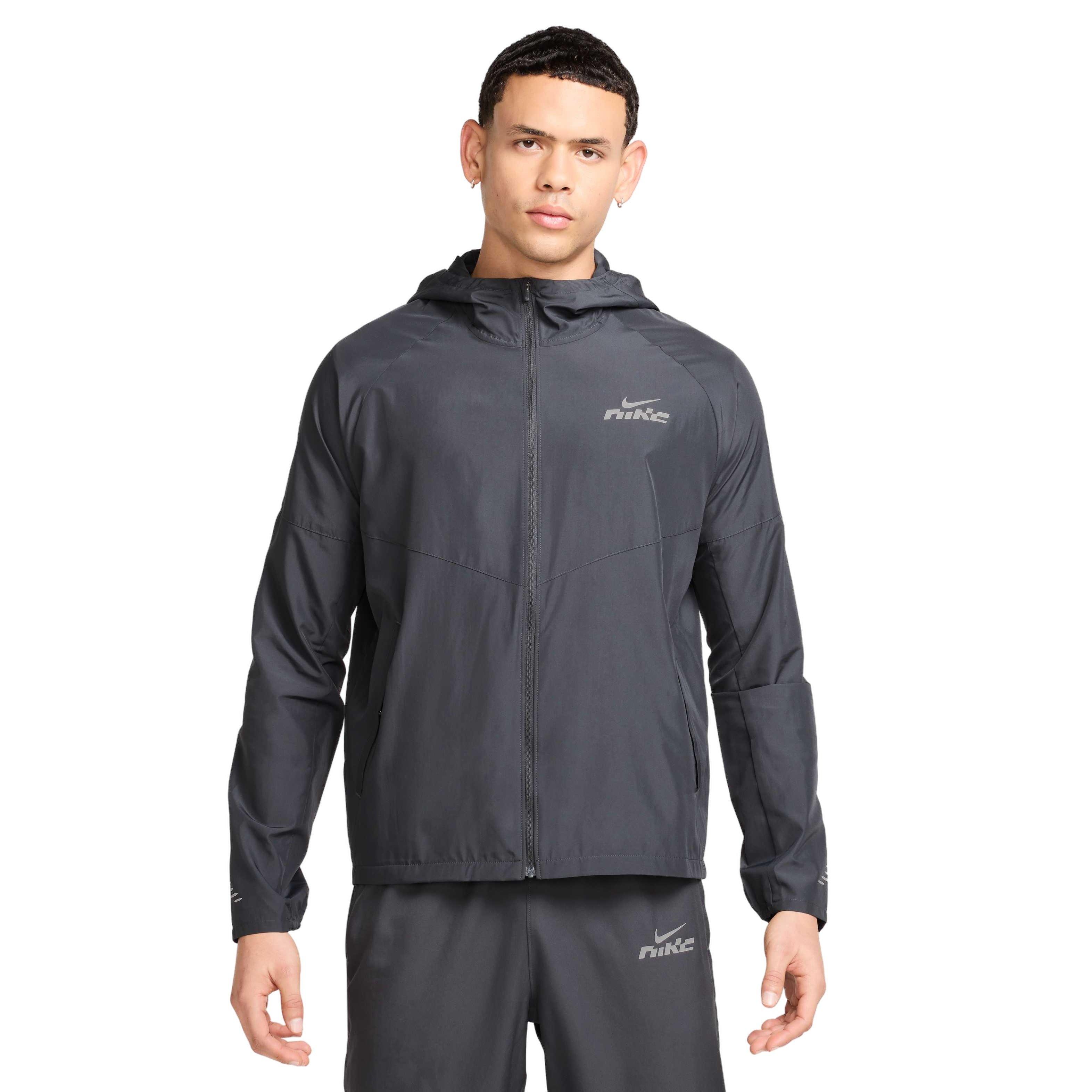 Nike Miler Flash Men's Water-Repellent Hooded Jacket - Black