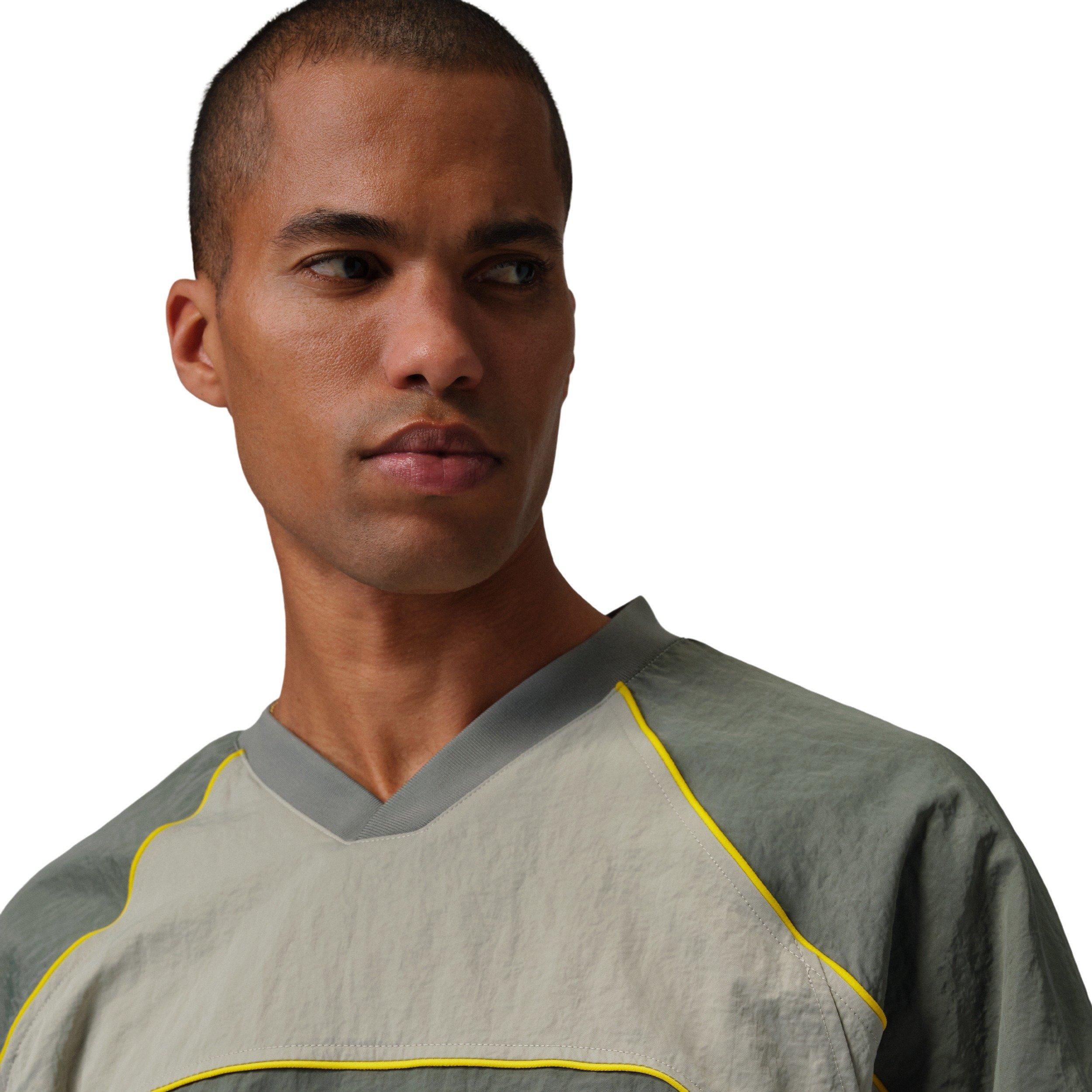 Jordan Men's Flight Long Sleeve Warm-Up Top - GREEN Thumbnail View 3