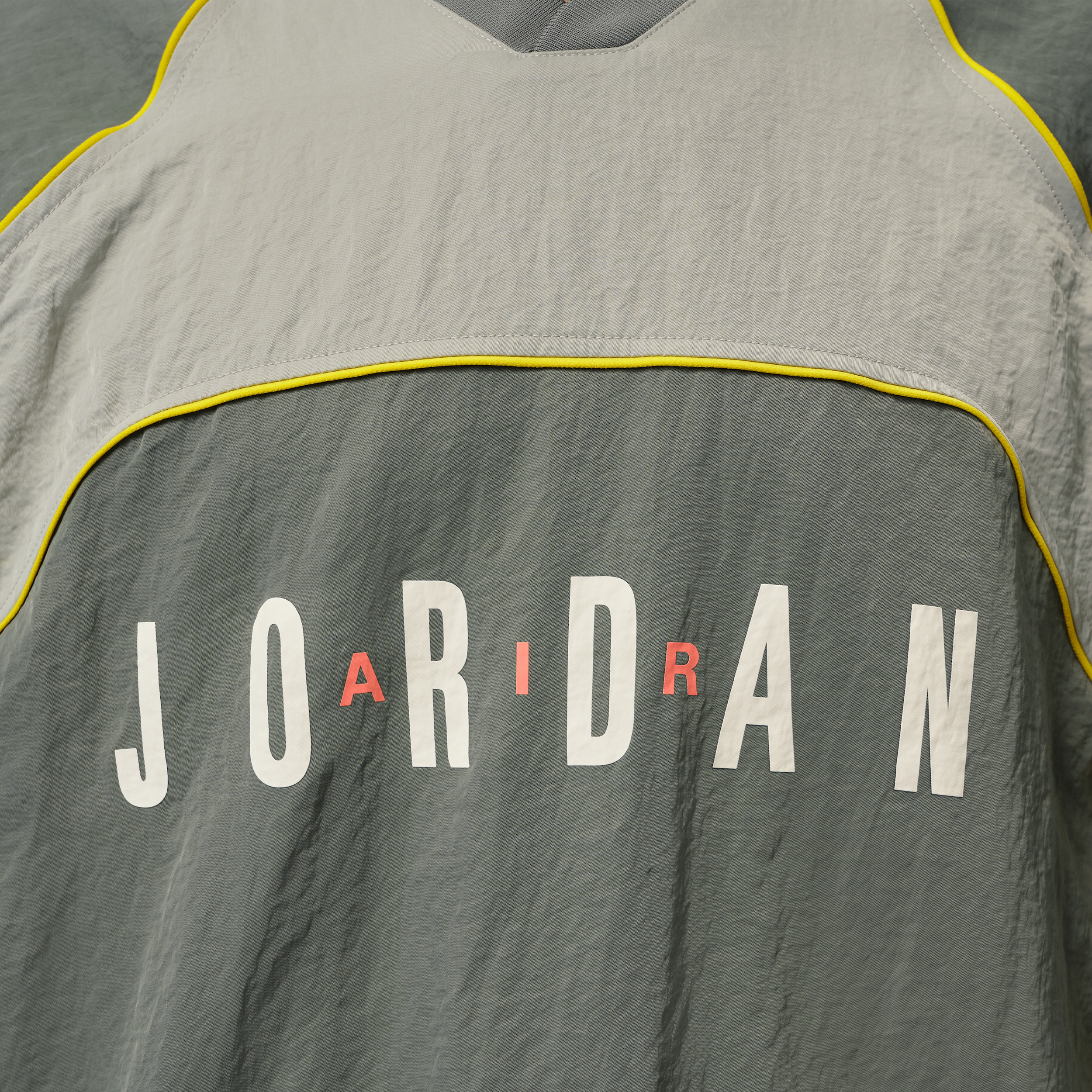 Jordan Men's Flight Long Sleeve Warm-Up Top - GREEN Thumbnail View 4