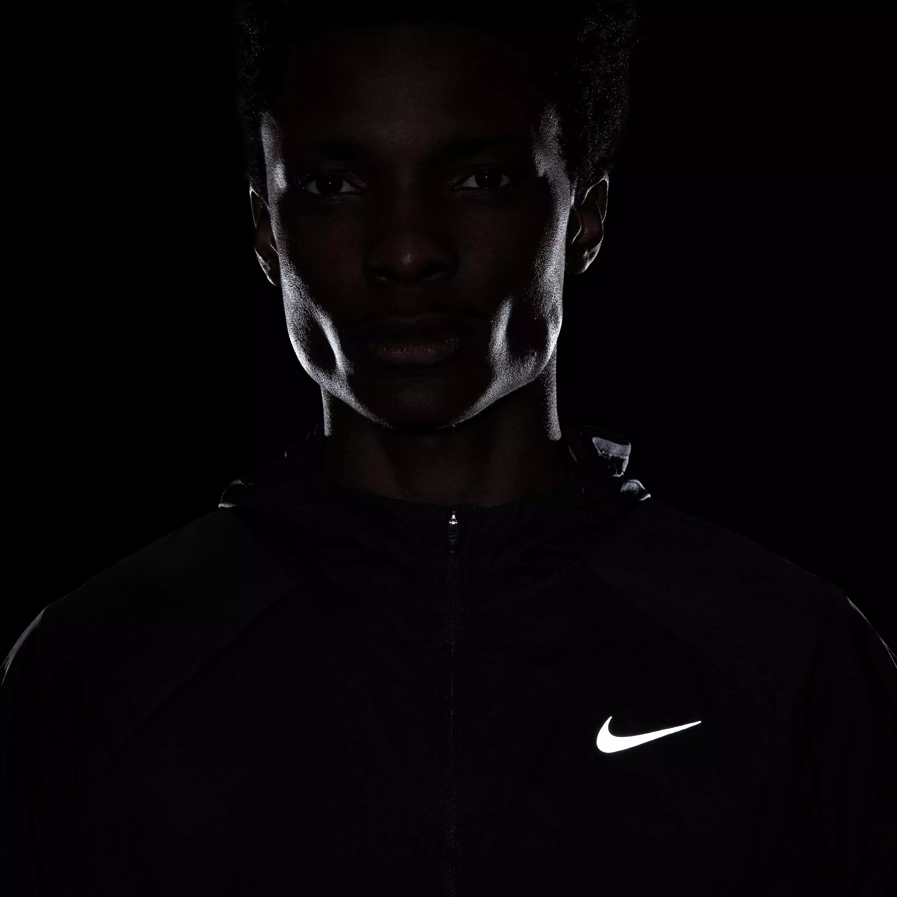 Nike Men's Stride Repel UV Running Jacket - BLACK