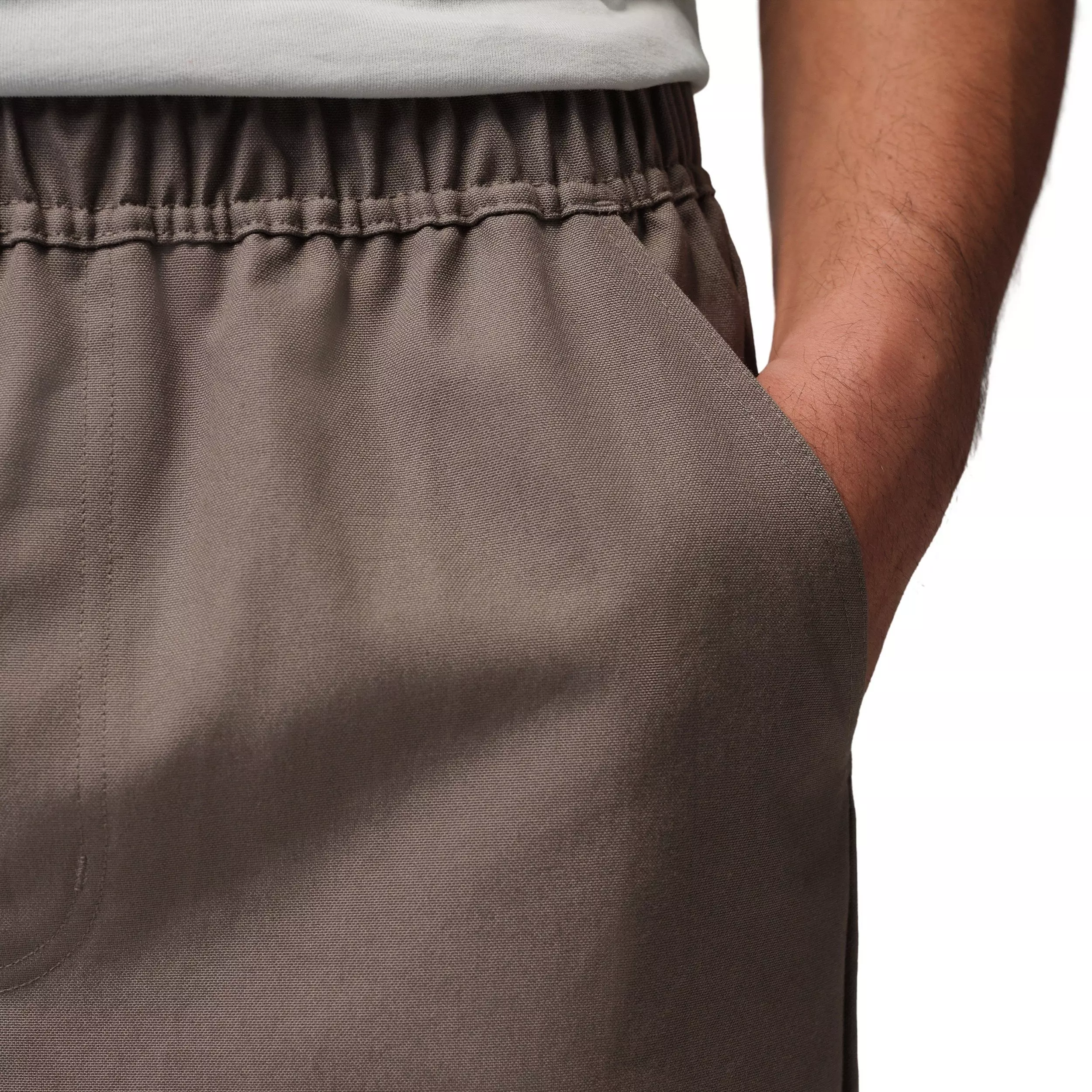 Jordan Men's Brooklyn Woven Canvas Pants - BROWN