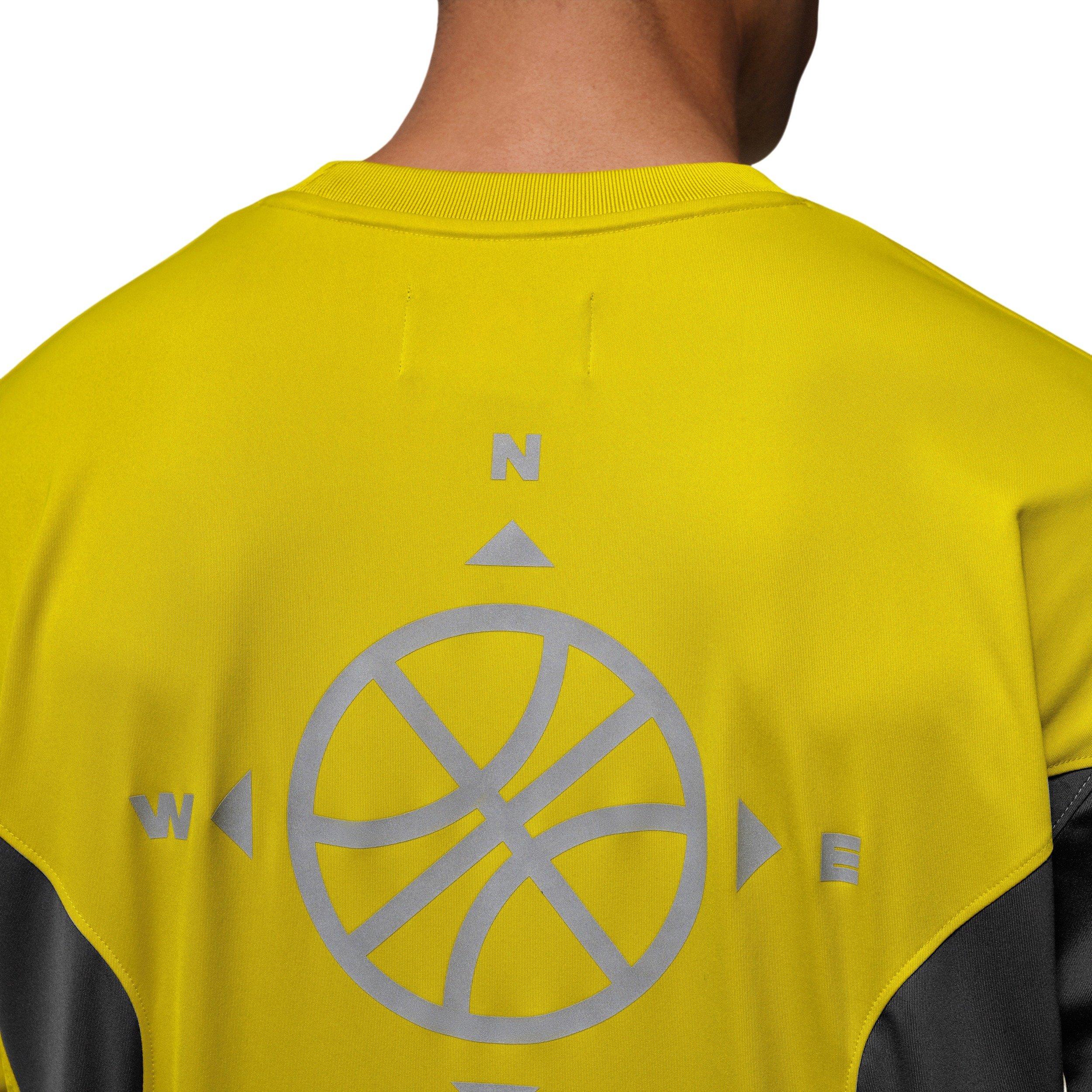 Jordan Men's Brooklyn Hike Mike Graphic Jersey - YELLOW Thumbnail View 5