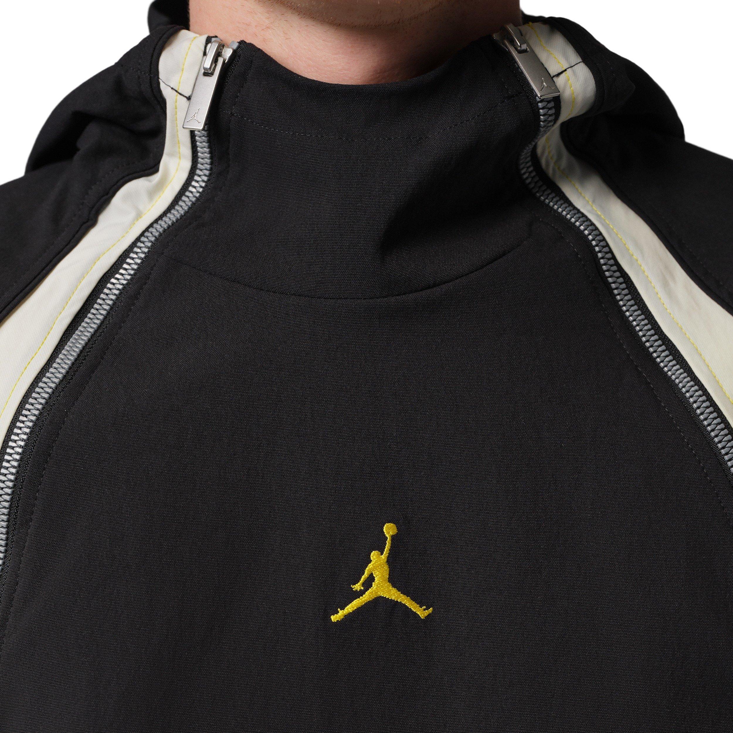 Jordan Men's Flight Lightweight Half-Zip Hoodie - BLACK/YELLOW Thumbnail View 4
