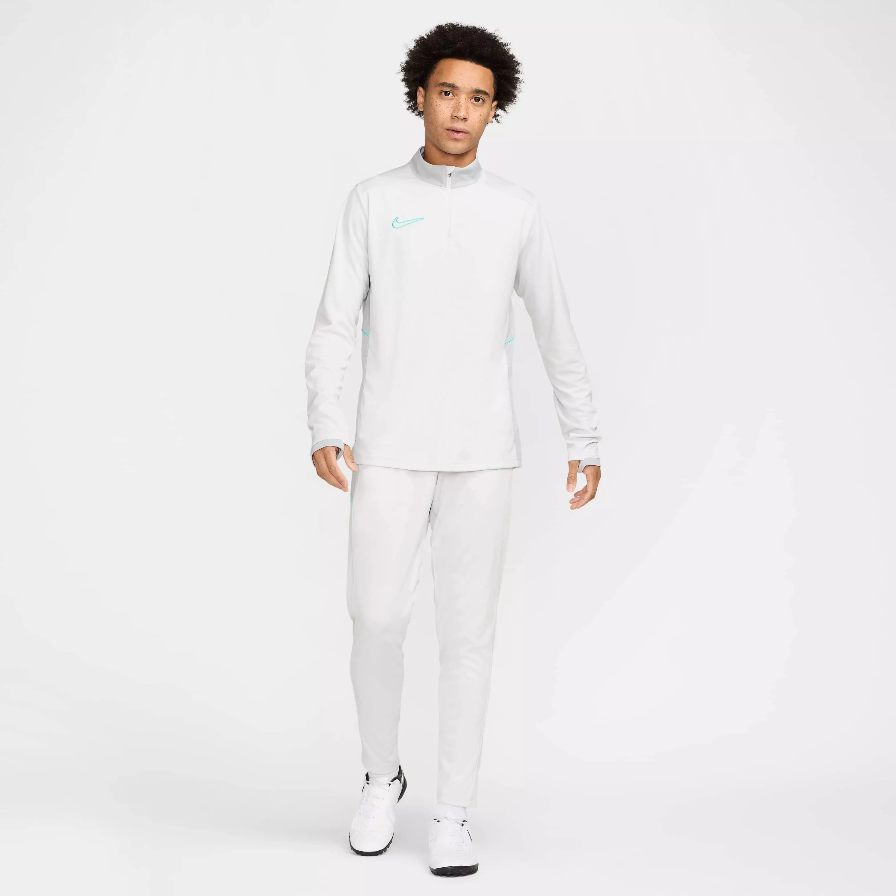 Nike Men's Academy25 Dri-FIT Soccer Drill Top - GREY