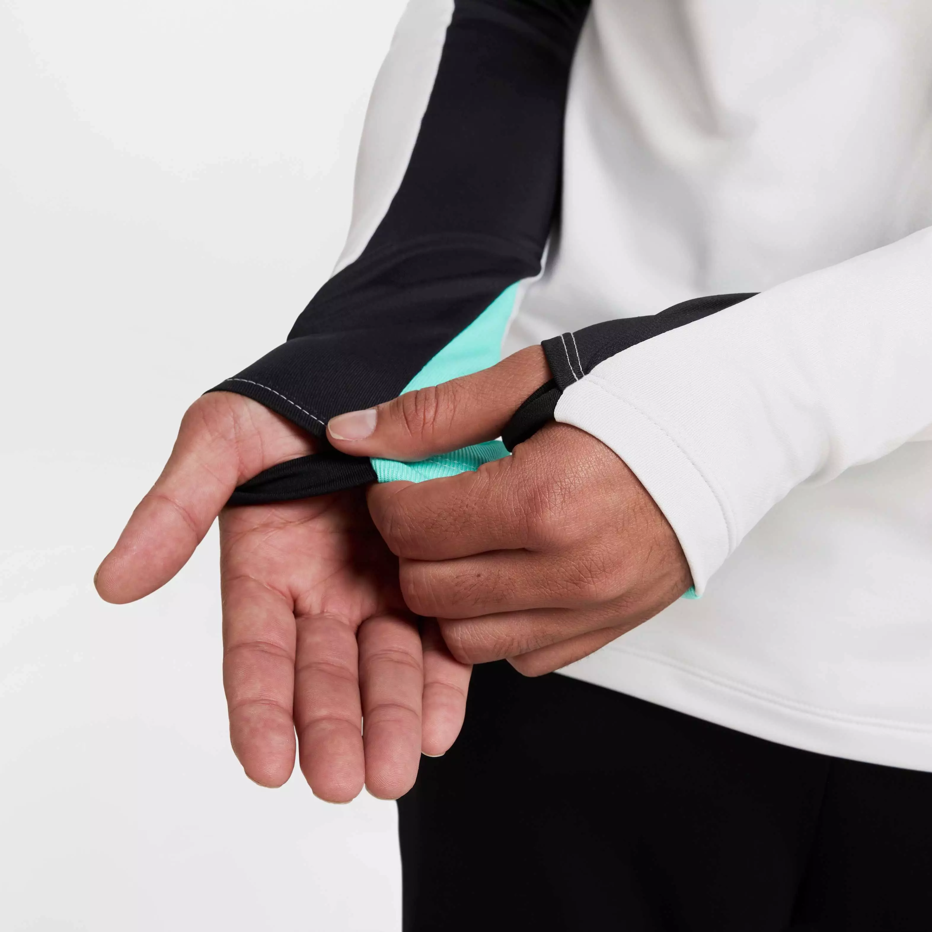 Nike Men's Strike Dri-FIT Soccer 1/2-Zip Drill Top -Grey - GREY