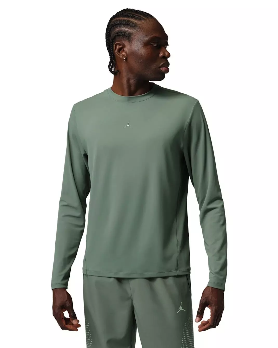 Jordan Men's Flightweight Sport Dri-FIT Long-Sleeve Top - GREEN