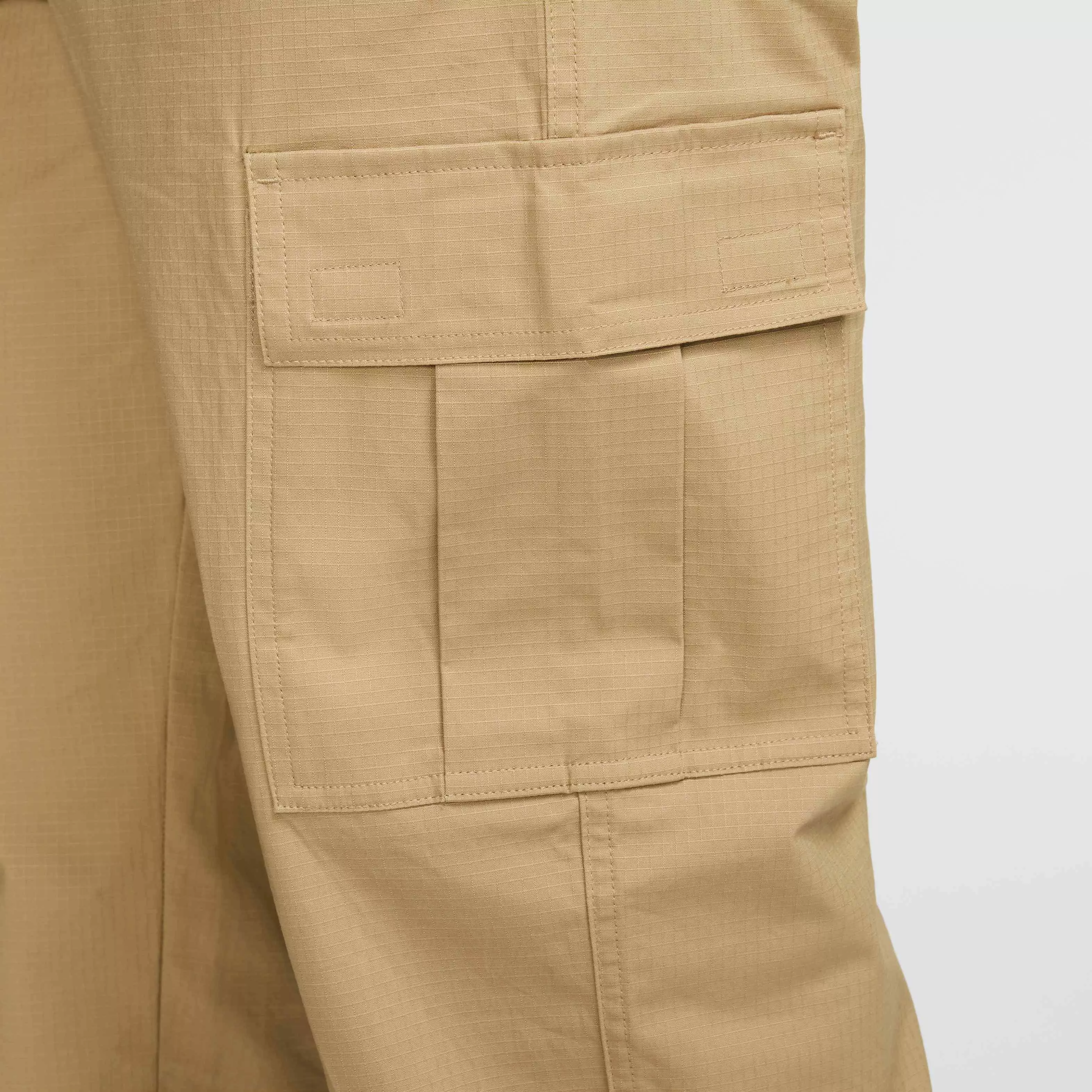 Nike Men's Club Cargo Pants -Beige - BEIGE