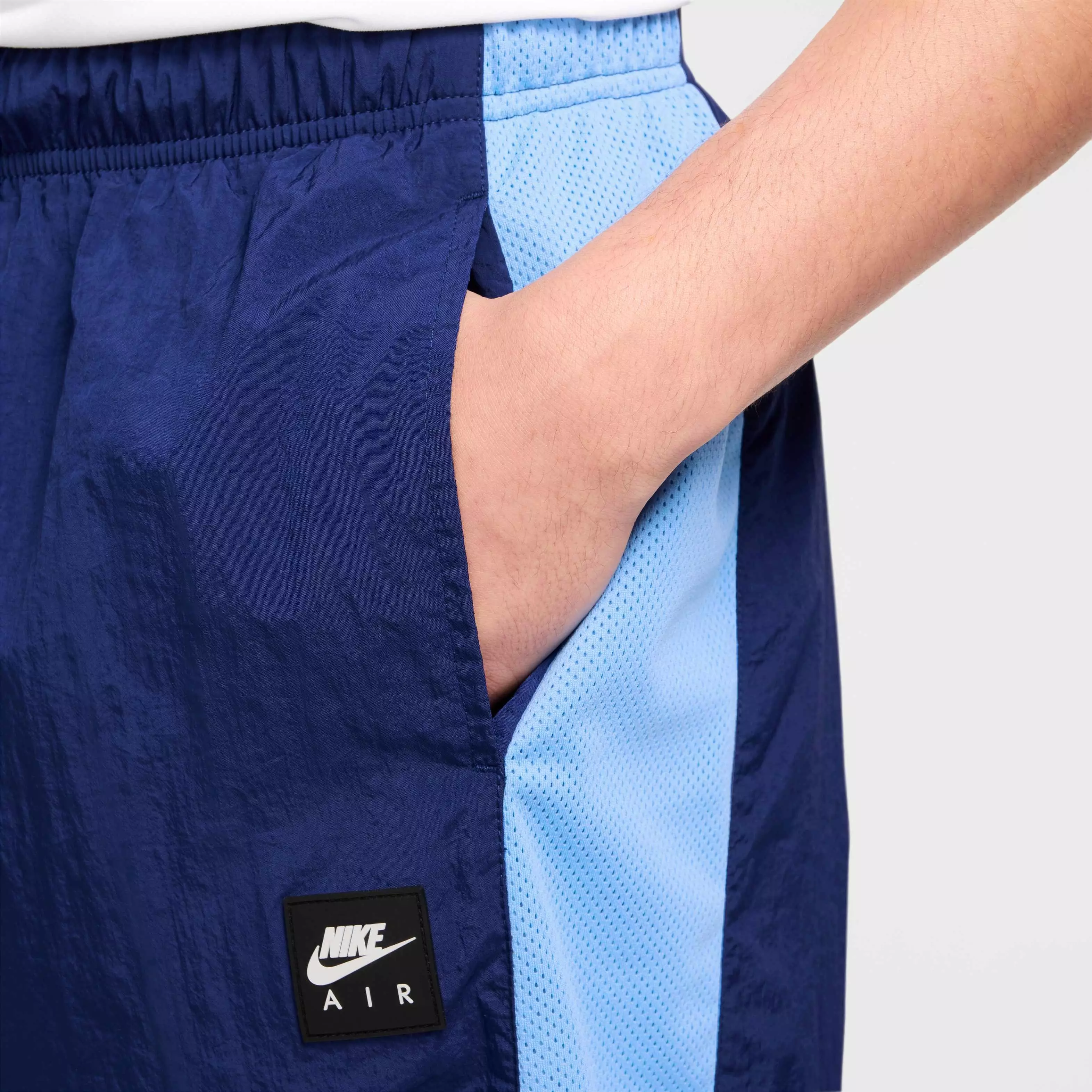 Nike Air Men's Woven Pants - BLUE