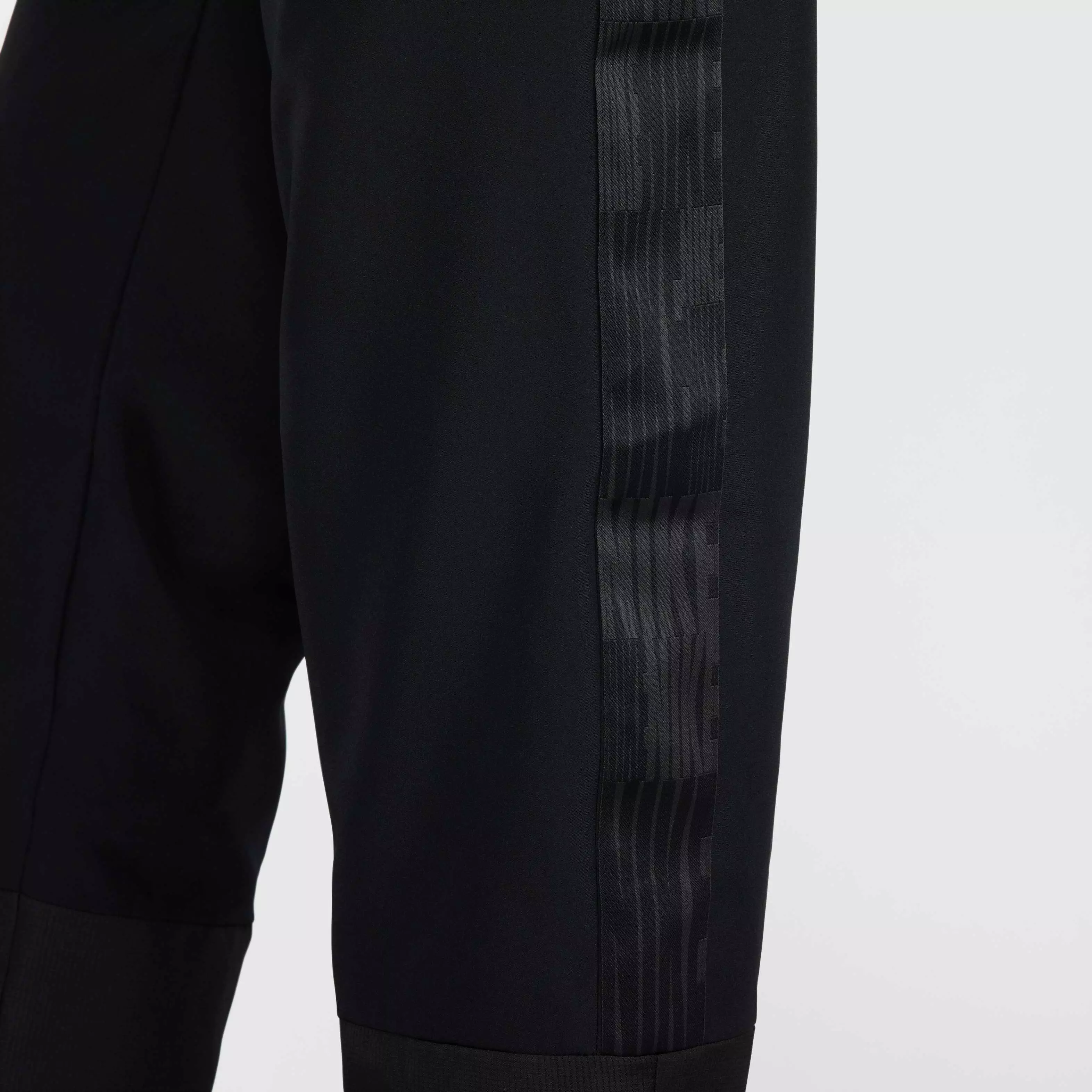 Nike Men's Academy+ Repel Soccer Pants - BLACK