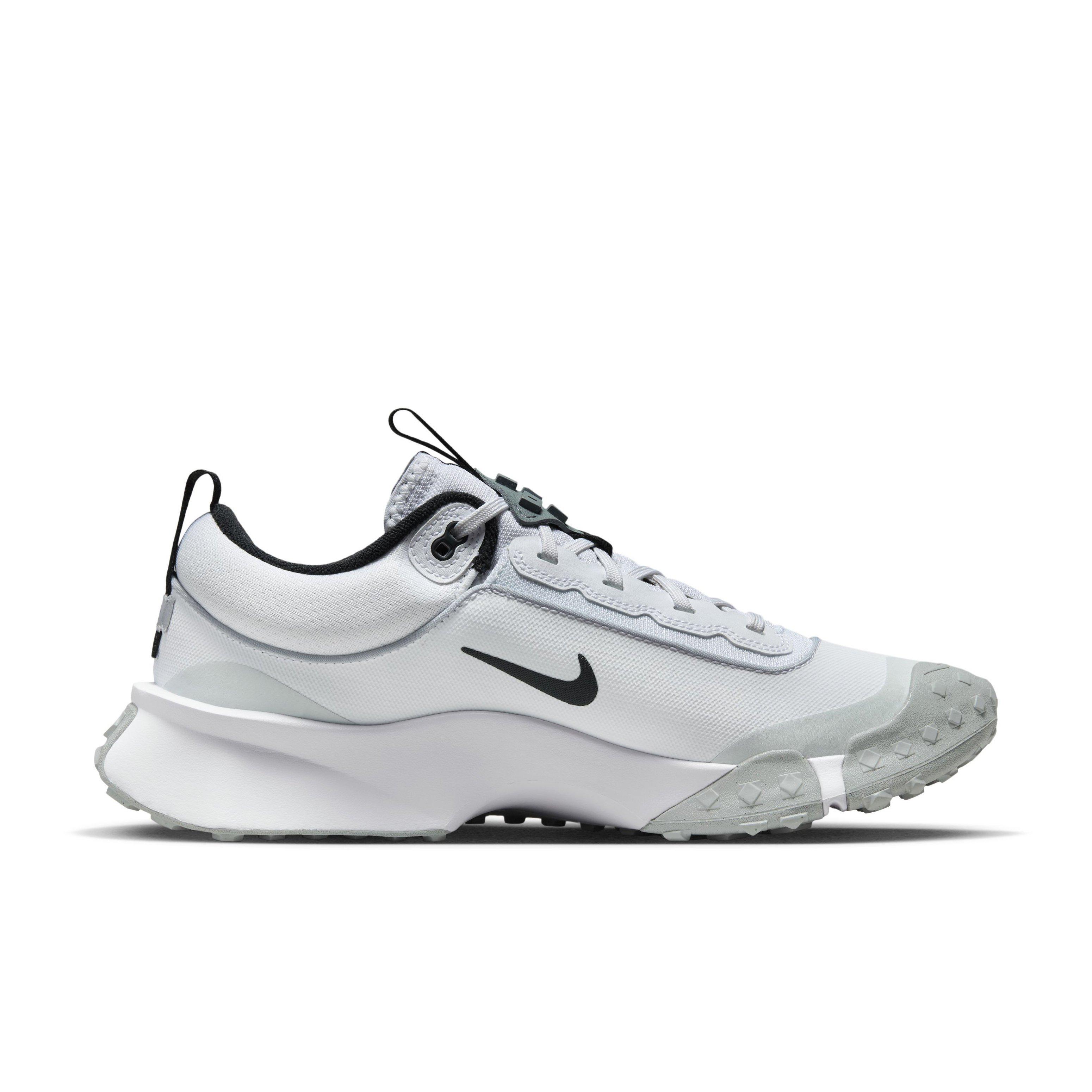 Nike Air Diamond Varsity Turf "White/Pure Platinum/Wolf Grey/Black" Men