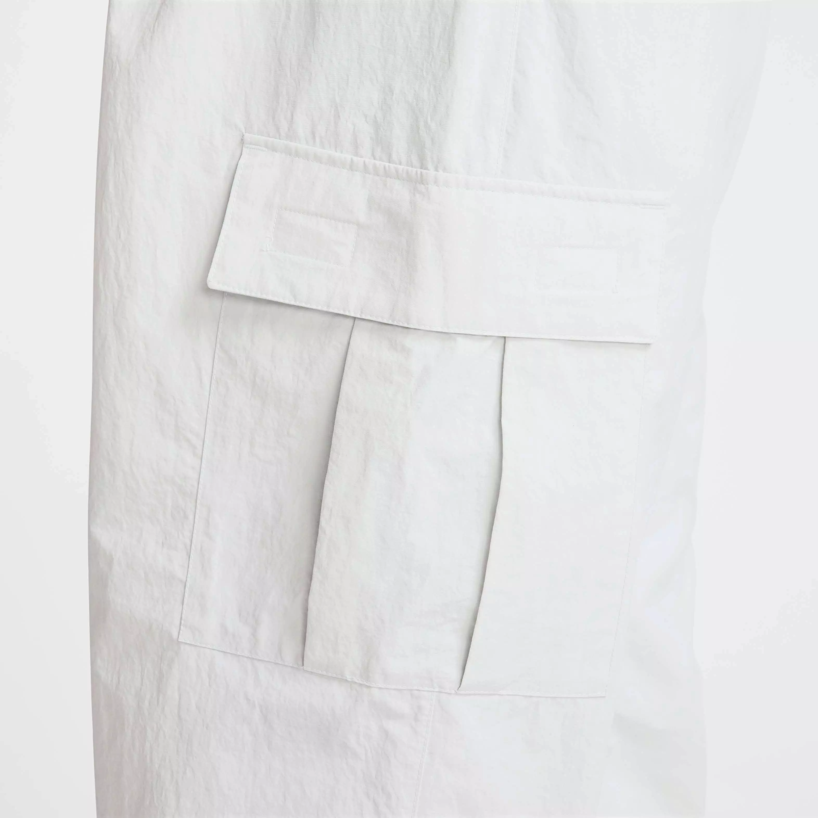 Nike Men's Club Woven Cargo Pants - Grey - GREY