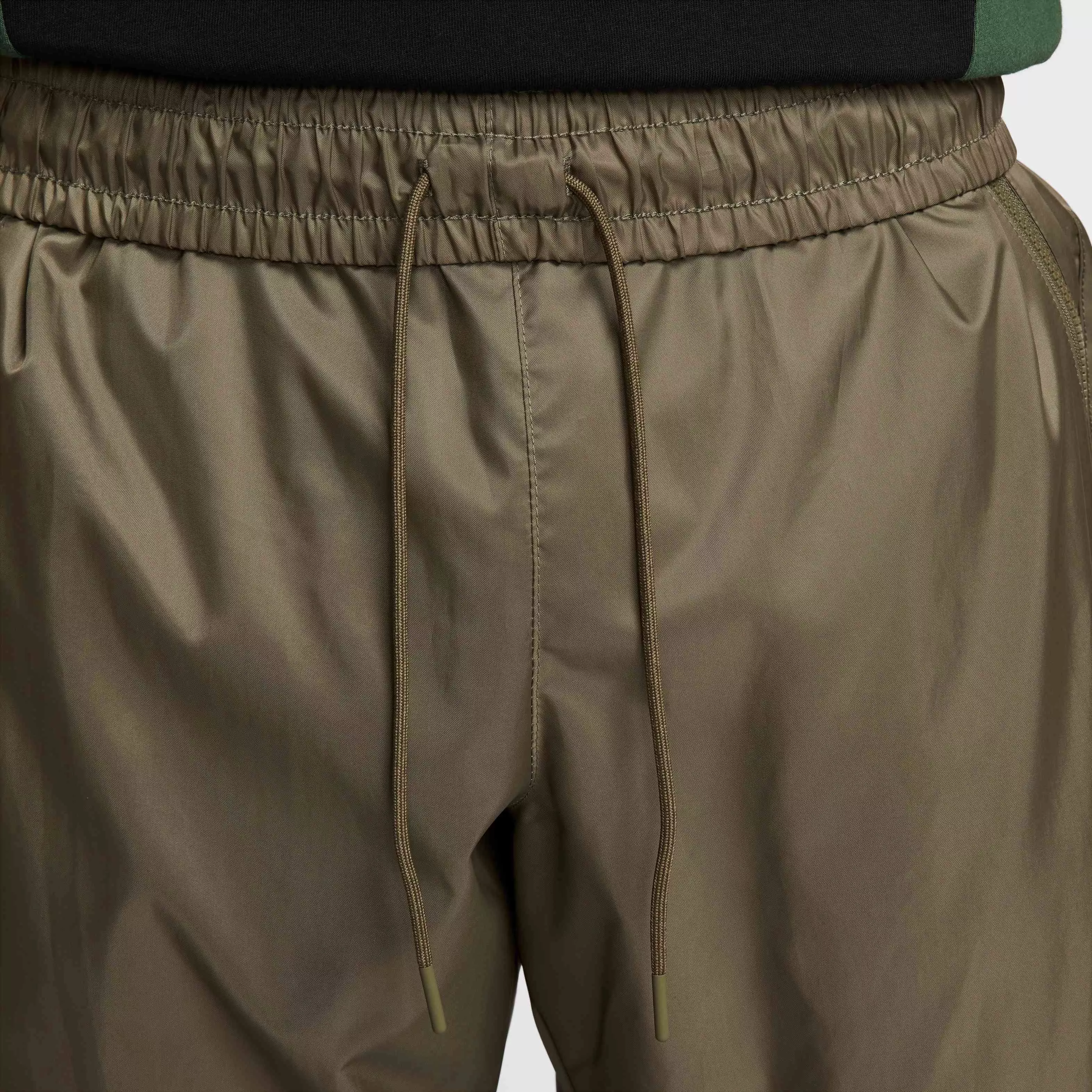 Nike Men's Windrunner Woven Lined Pants -Olive - GREEN