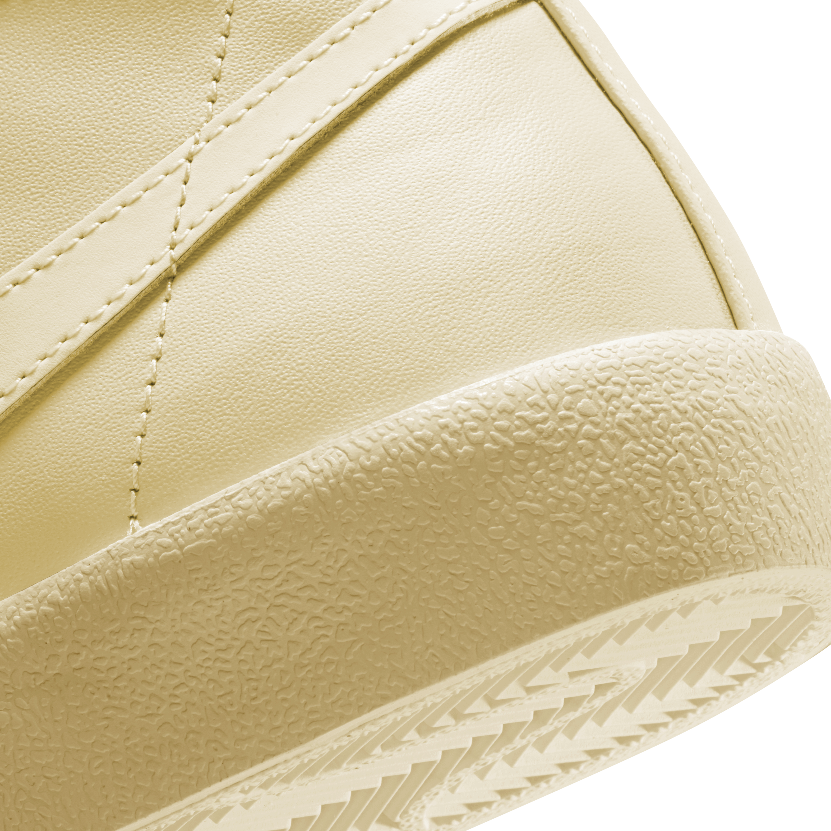 Nike Blazer Mid '77 Vintage حلق فان كليف Nike Blazer Mid '77 Vintage حلق فان كليف