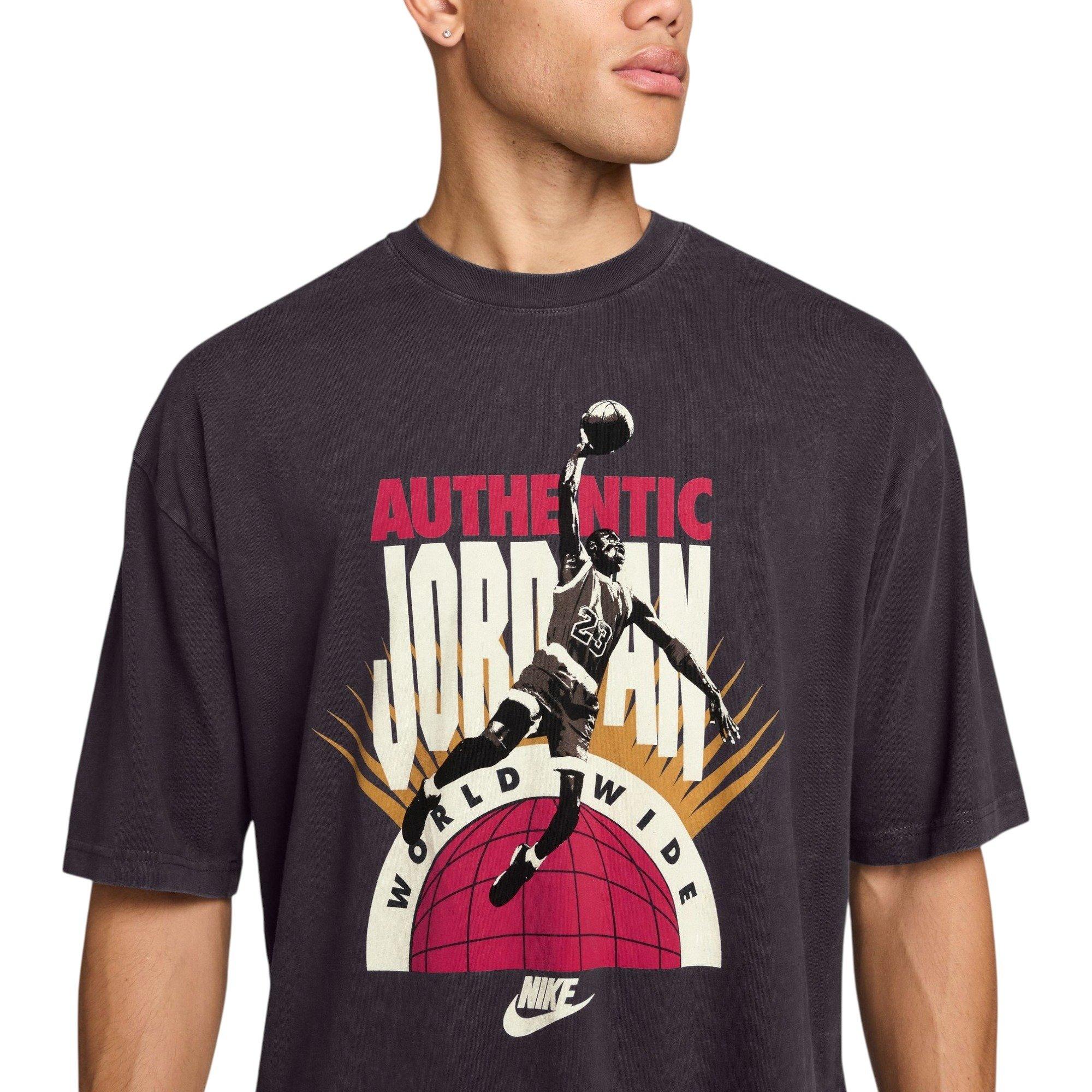 Jordan Men's Reissue WW Oversized Short-Sleeve Crew T-Shirt - BLACK Thumbnail View 3