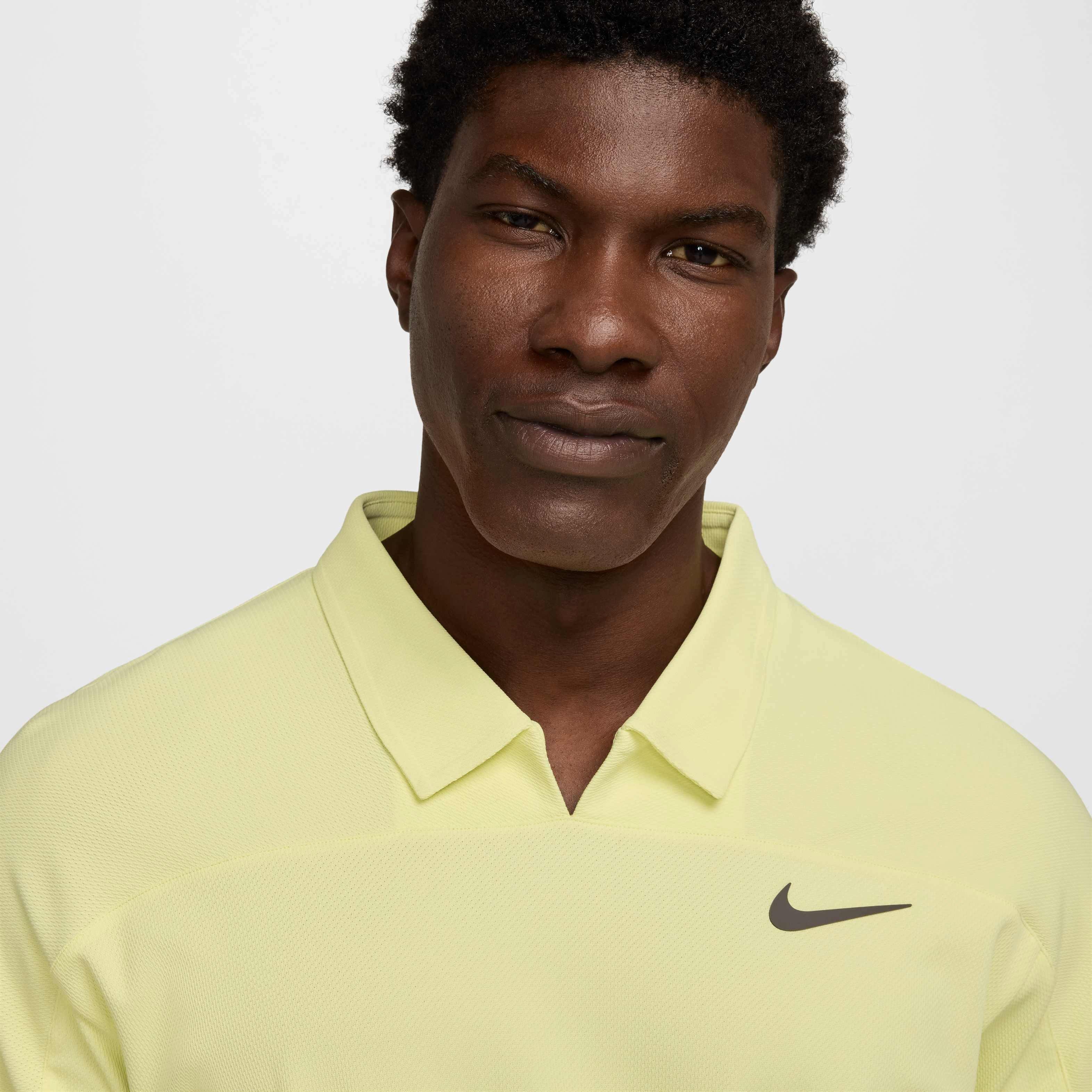 NikeCourt Men's Slam Dri-FIT ADV Tennis Polo - GREEN Thumbnail View 3