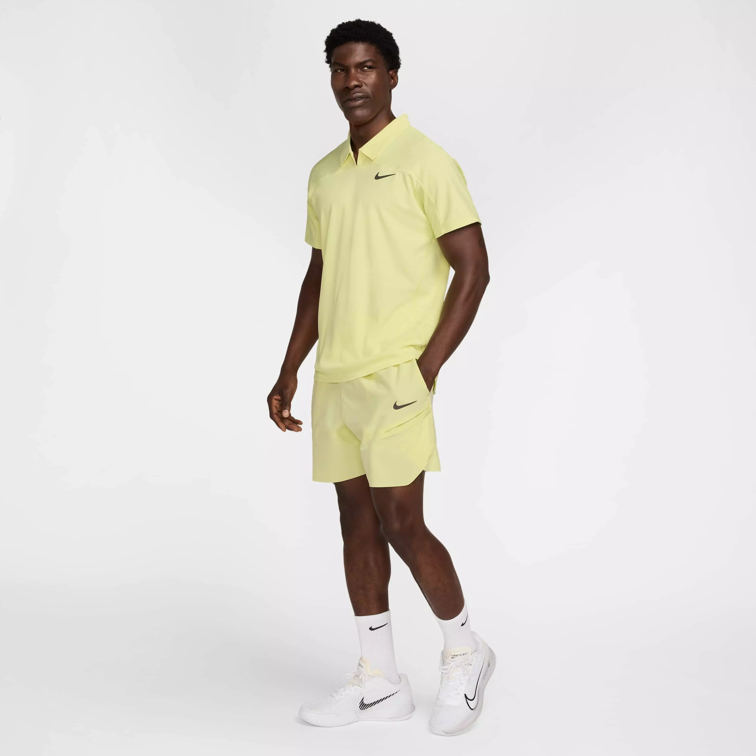 NikeCourt Men's Slam Dri-FIT ADV Tennis Polo - GREEN