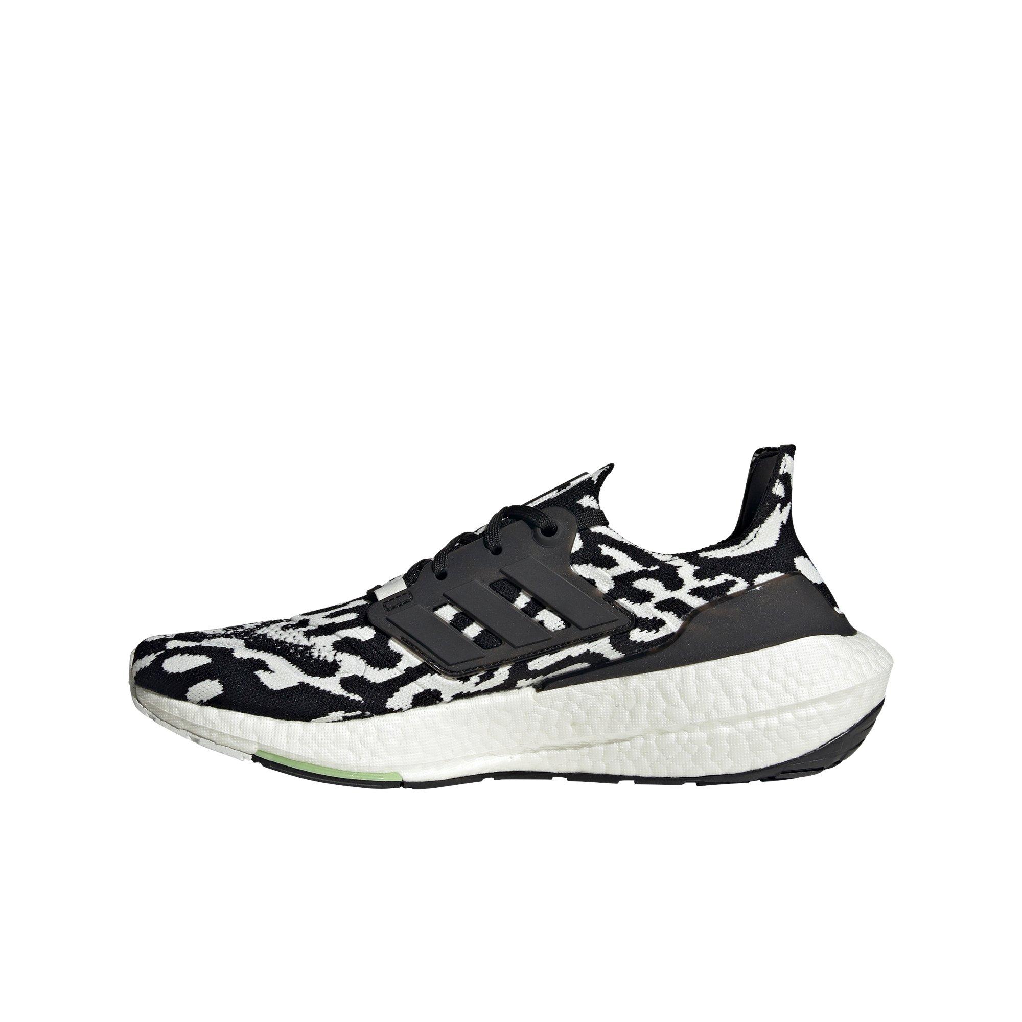 adidas Ultraboost 22 "Core Black/Almost Lime" Men's Running Shoe - BLACK/GREEN Thumbnail View 2