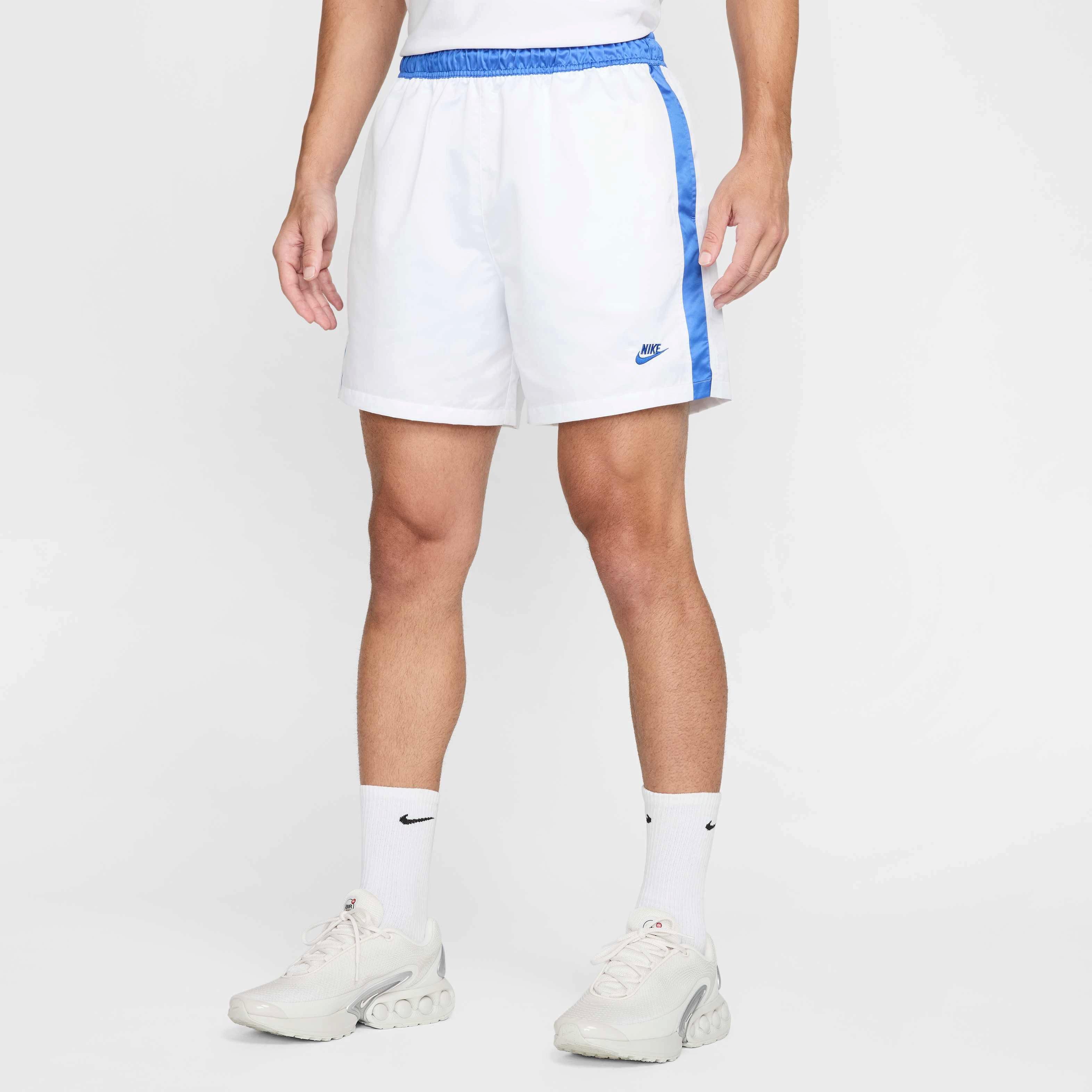 Nike​ Men's Sportswear Club ​Flow Football Shorts - WHITE Thumbnail View 3