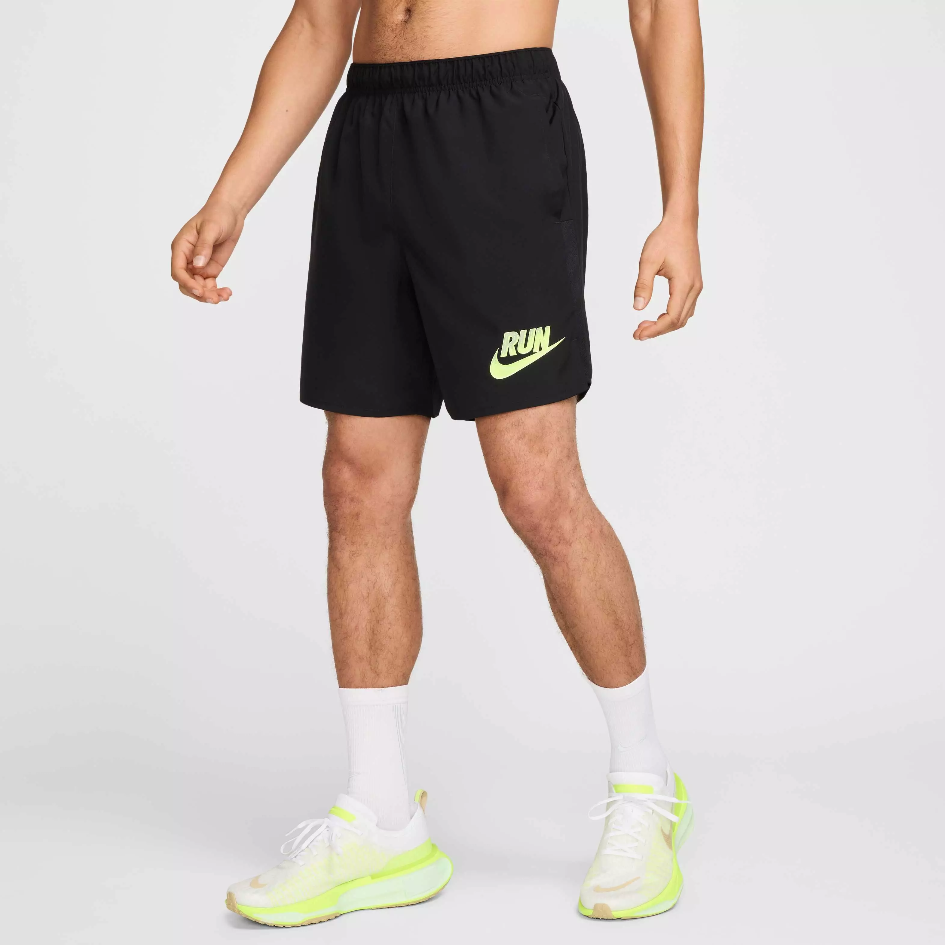 Nike Men's Challenger Run Energy Dri-FIT 7" Unlined Running Shorts - BLACK