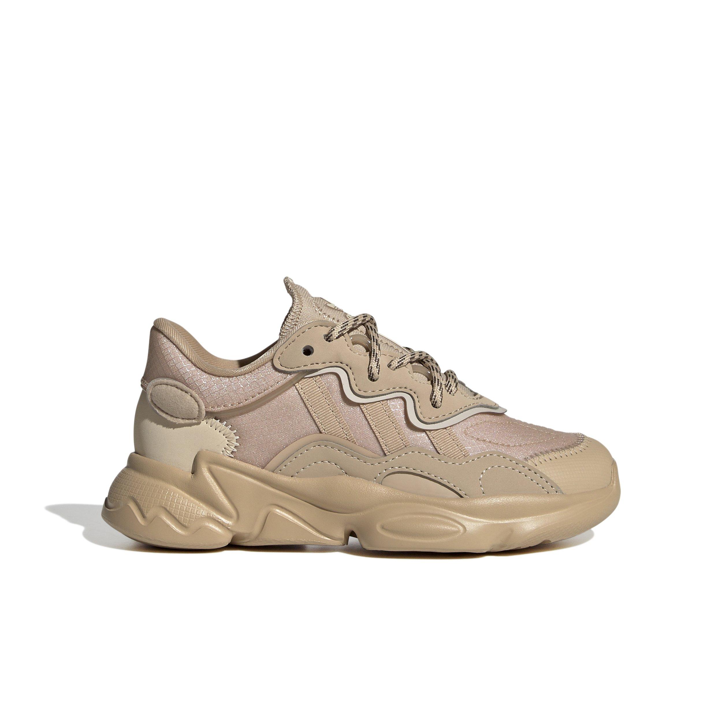 adidas Originals OZWEEGO "Mag Beige/Mag Beige/Sanstr" Preschool Boys