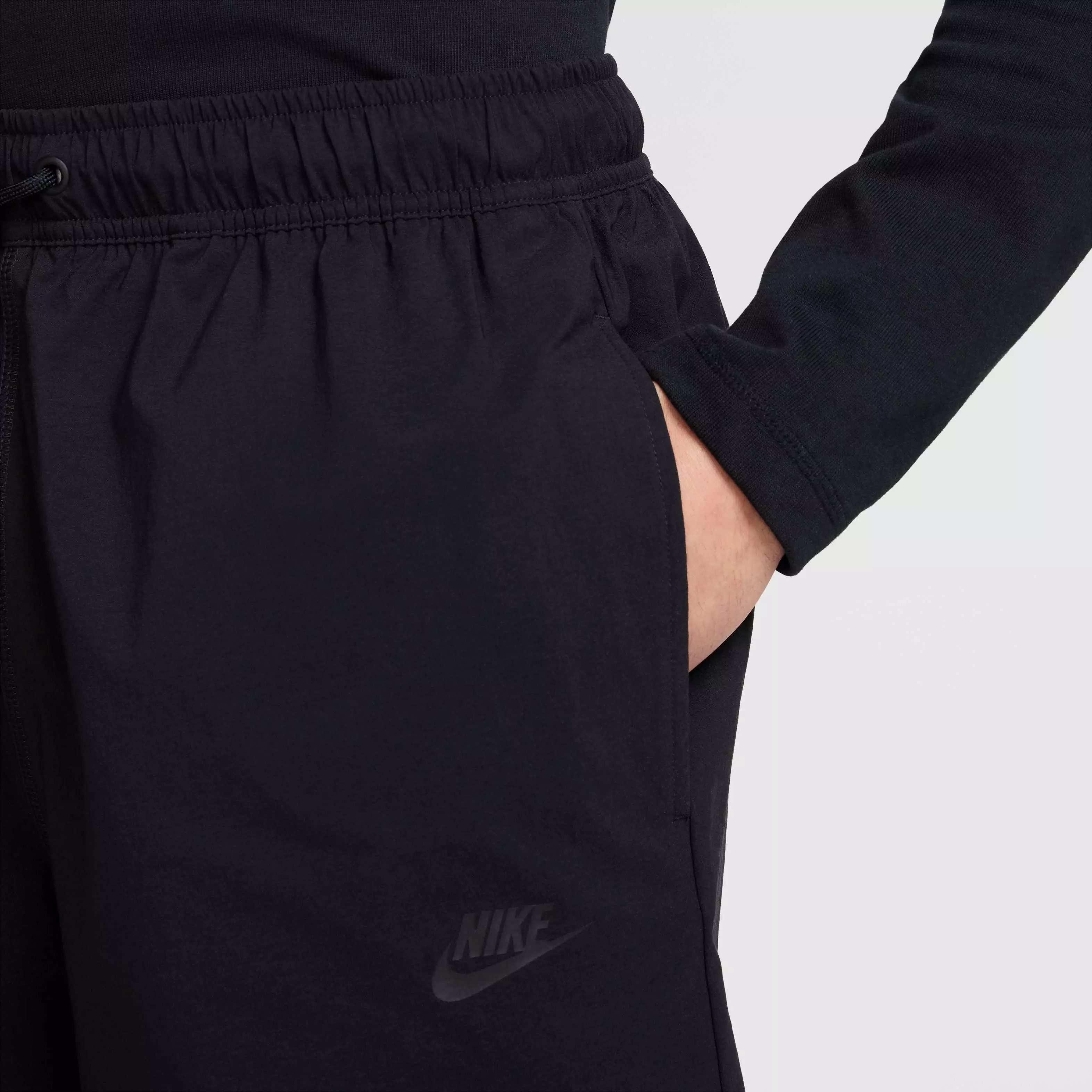 Nike Men's Tech Woven Shorts - BLACK