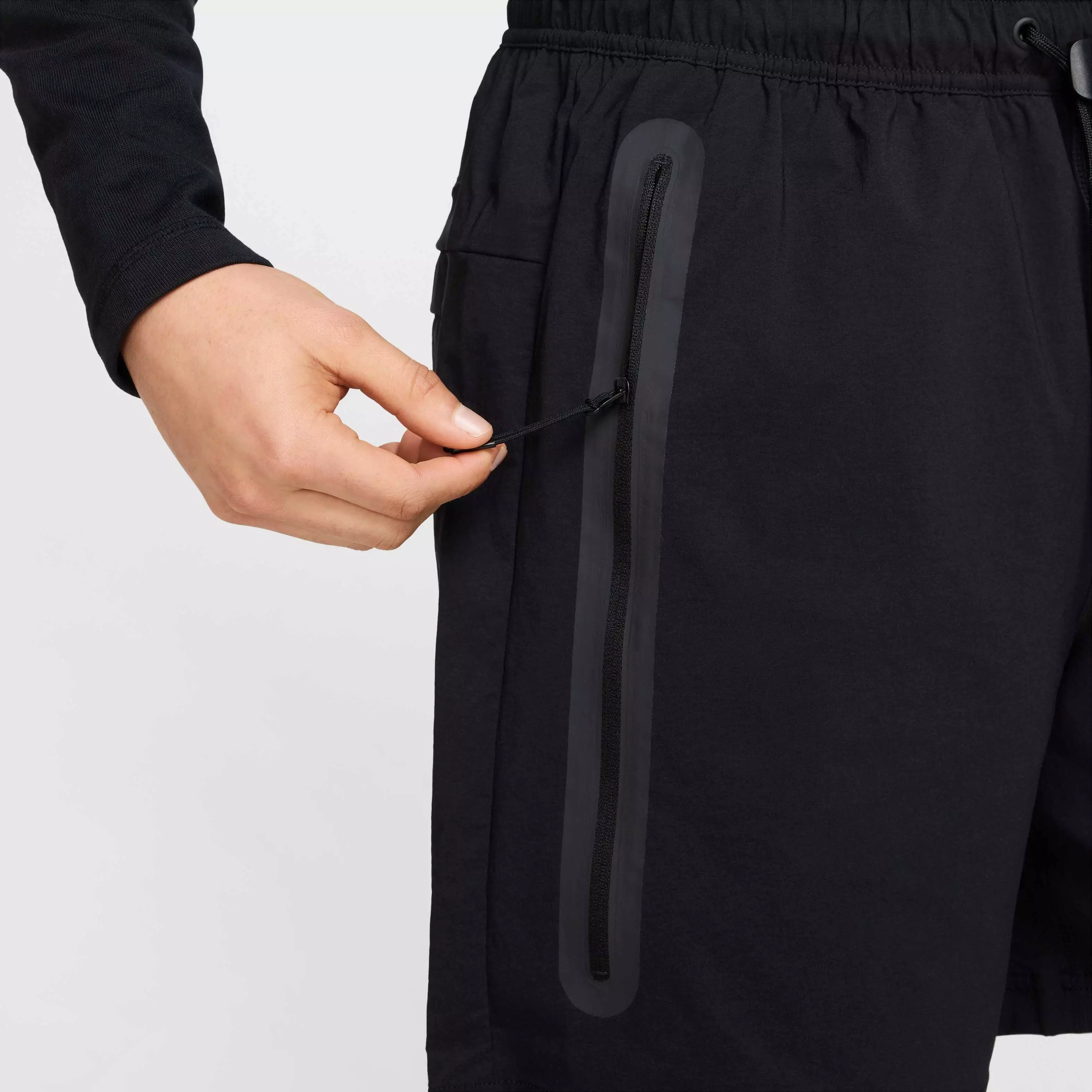 Nike Men's Tech Woven Shorts - BLACK