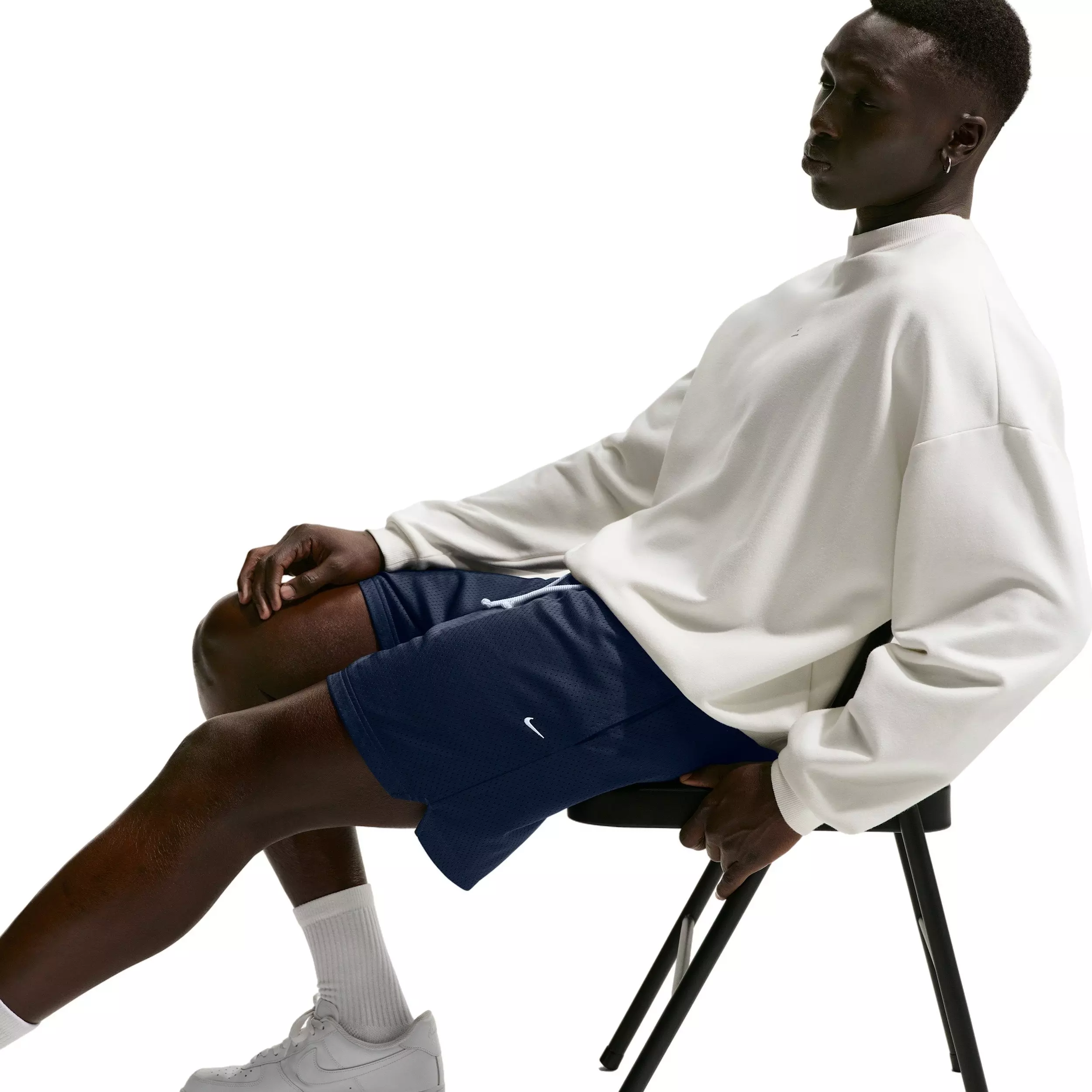 Nike Men's Standard Issue 5" Practice Mesh Basketball Shorts - NAVY