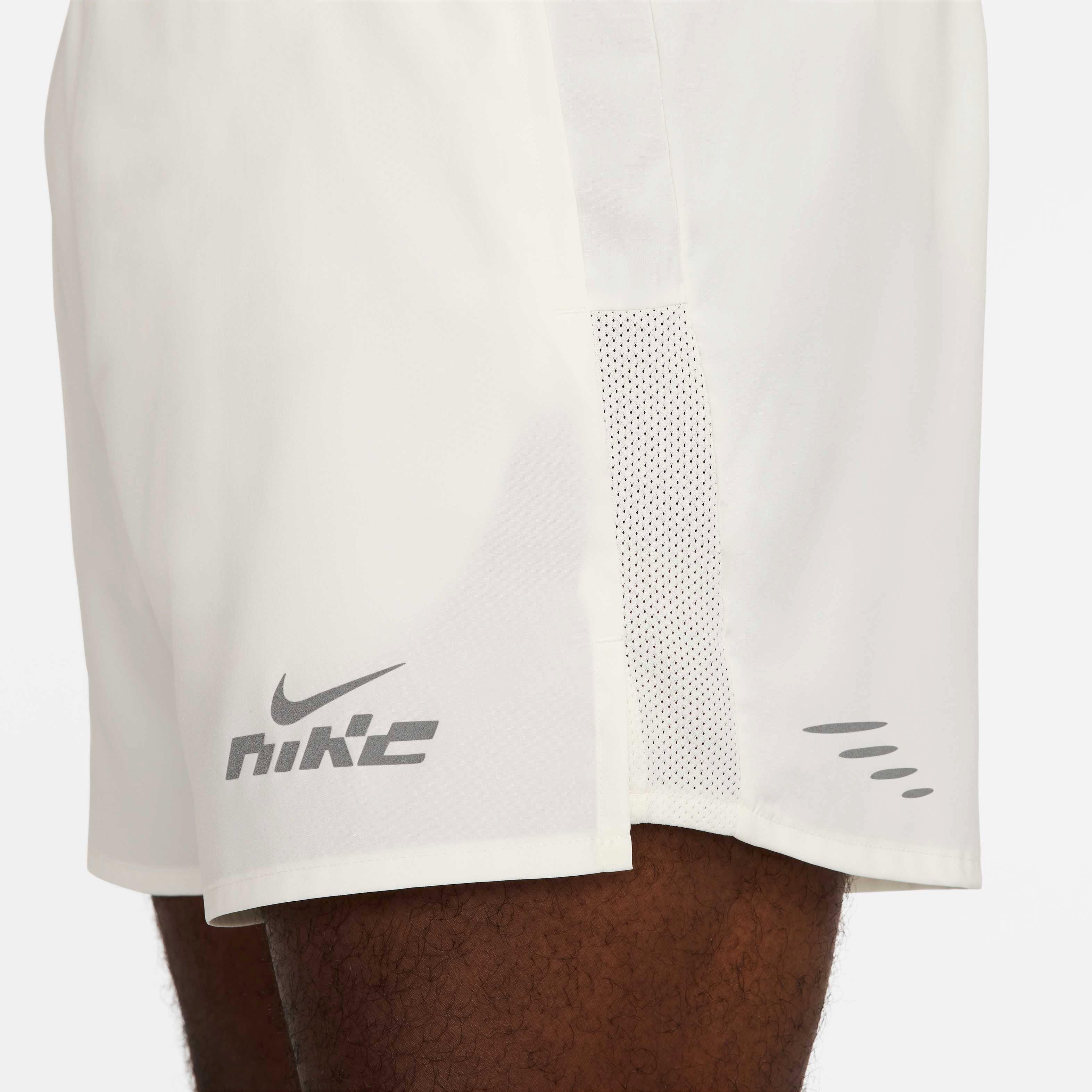 Nike Men's Challenger Flash Dri-FIT 5" Brief-Lined Running Shorts - WHITE Thumbnail View 6