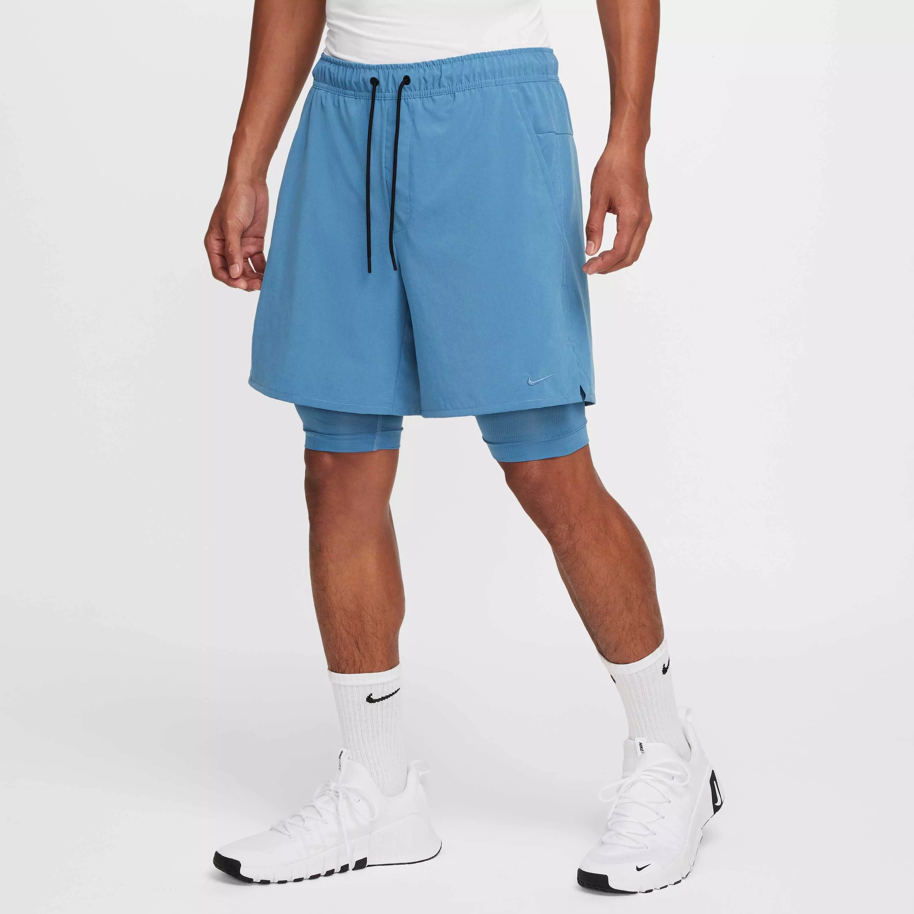 Nike Men's Unlimited Dri-FIT 2-in-1 7" Versatile Shorts - BLUE