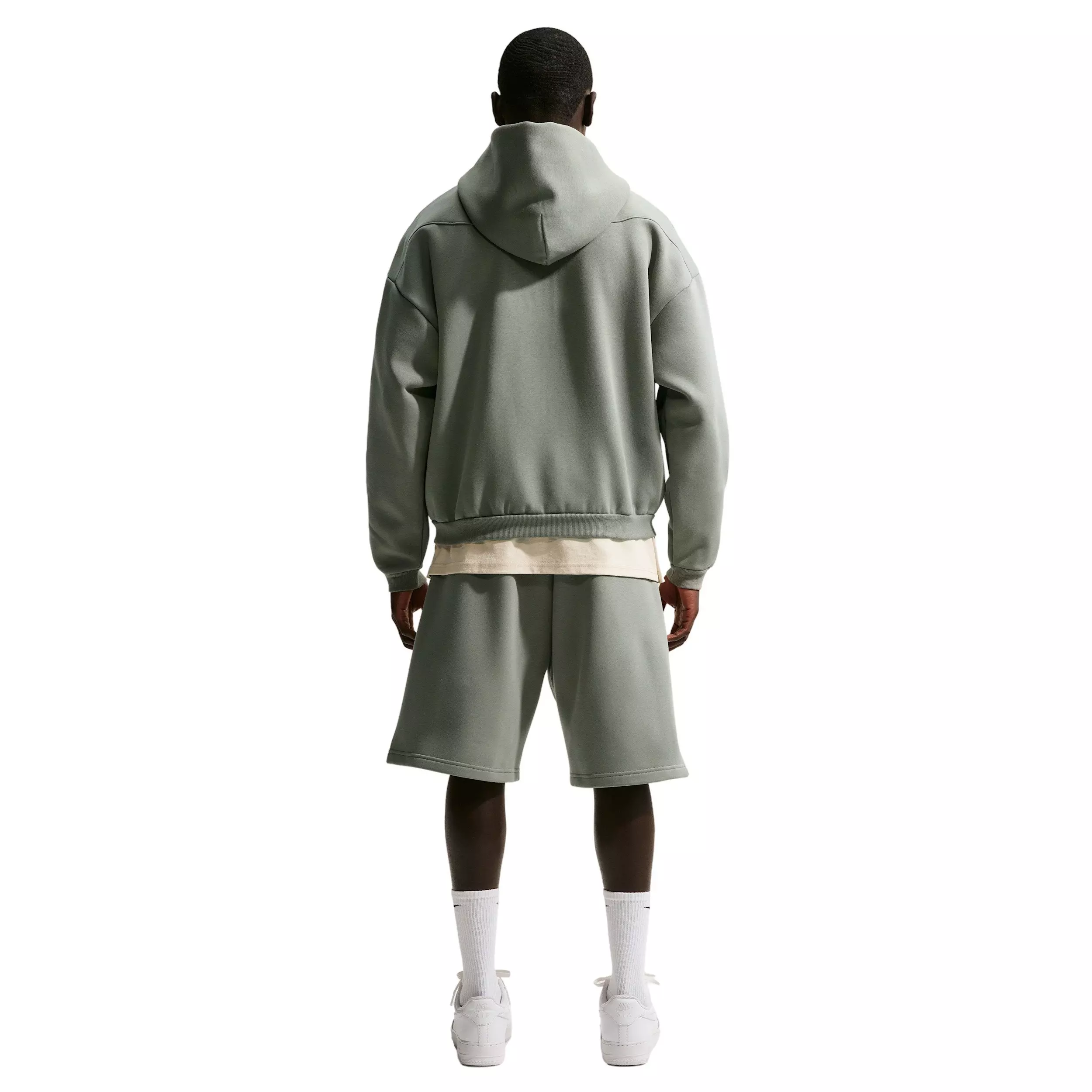 Nike Men's Standard Issue Therma-FIT Full-Zip Basketball Hooded Jacket - GREY