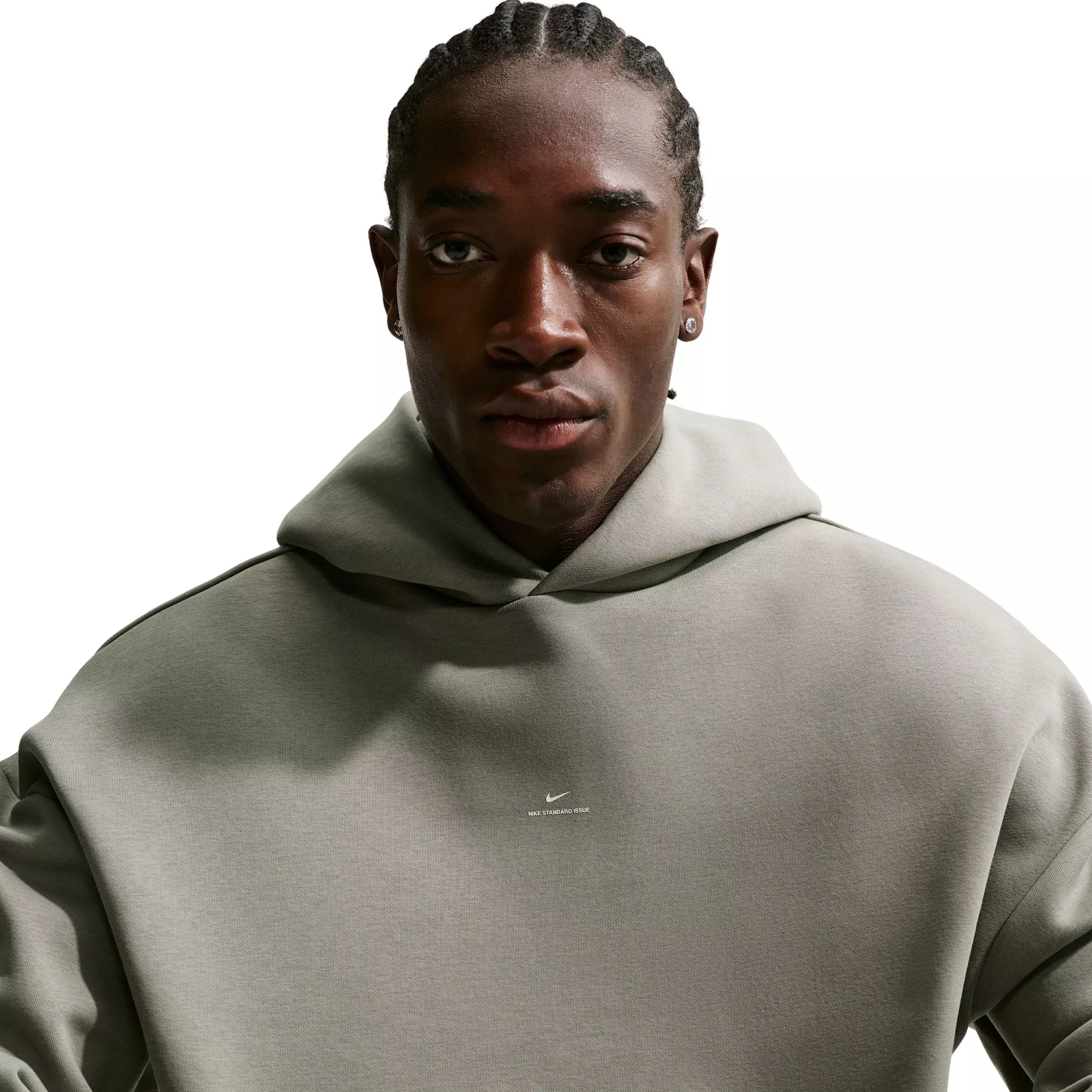 Nike Men's Standard Issue Therma-FIT Brushed Basketball Pullover Hoodie - Grey - GREY