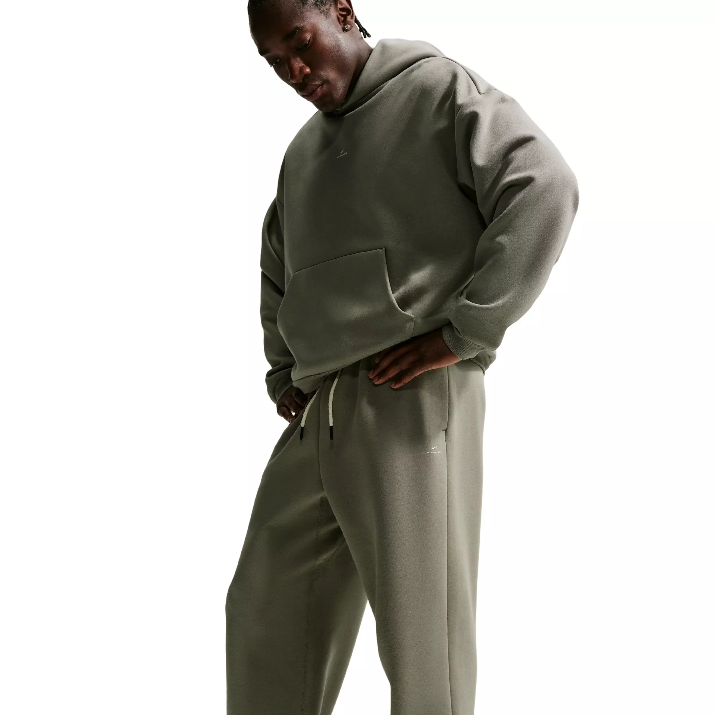 Nike Men's Club Open-Hem Fleece Sweatpants - Grey - GREY