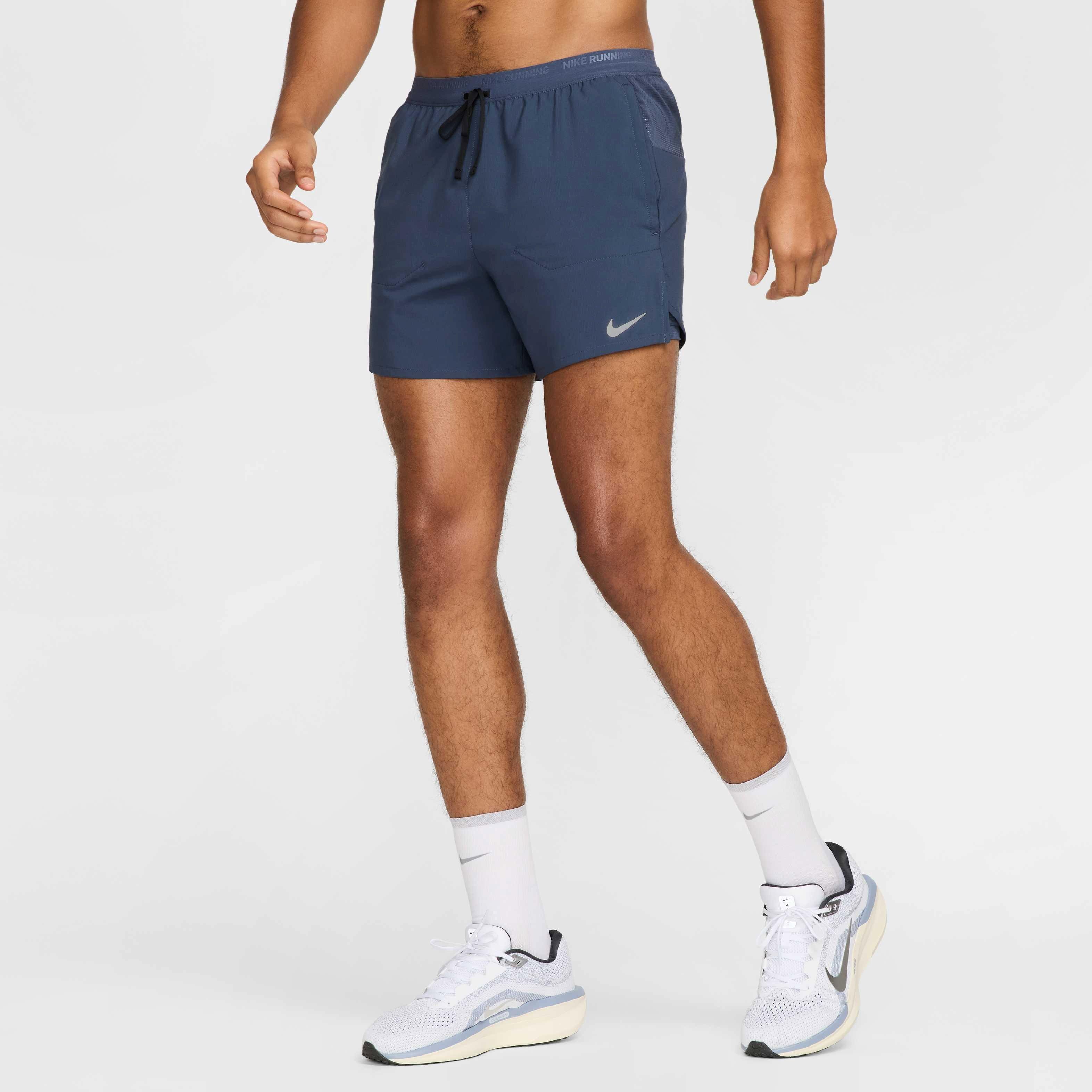 Nike Men's Stride Dri-FIT 5' 2-in-1 Running Shorts - BLUE Thumbnail View 3