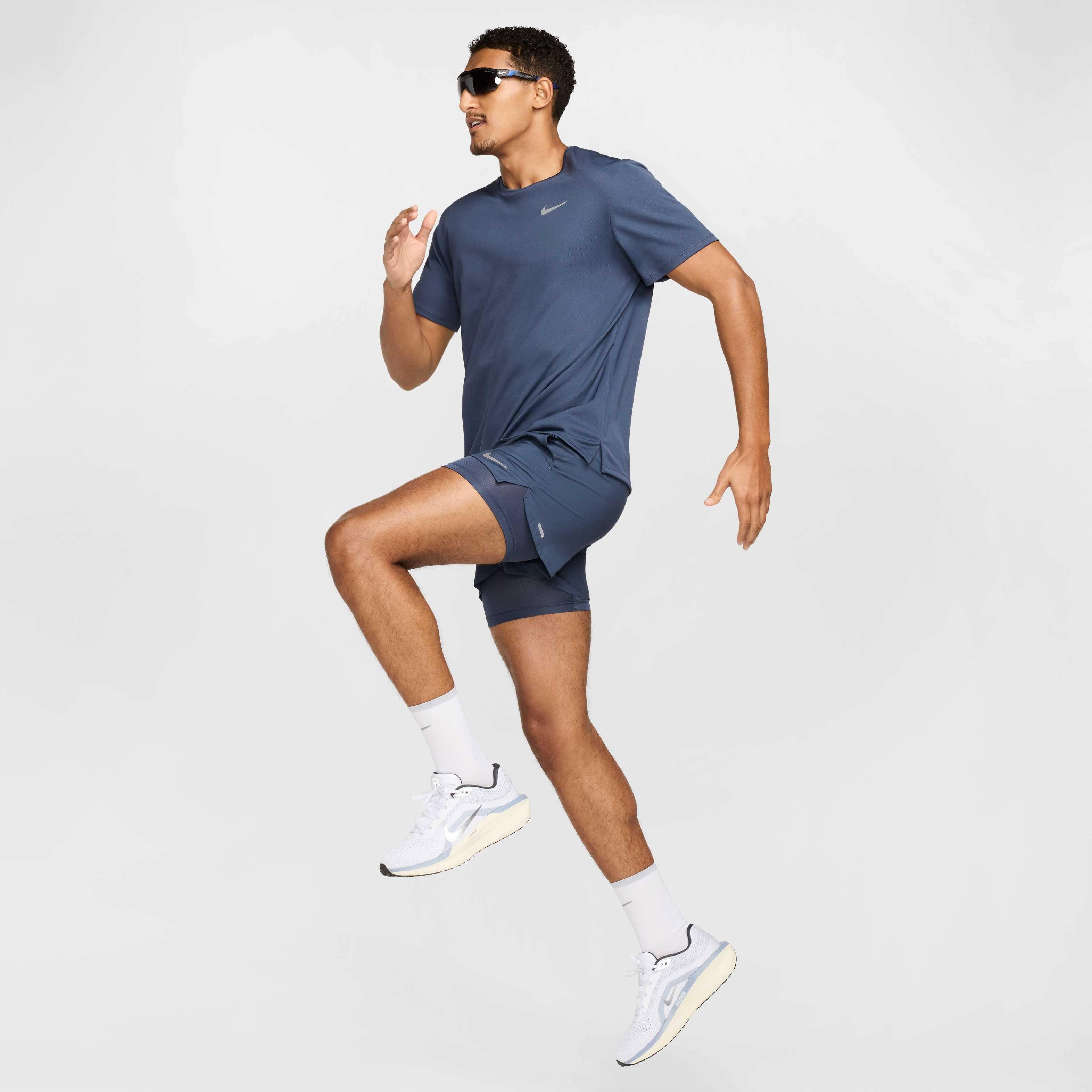 Nike Men's Stride Dri-FIT 5' 2-in-1 Running Shorts - BLUE Thumbnail View 7