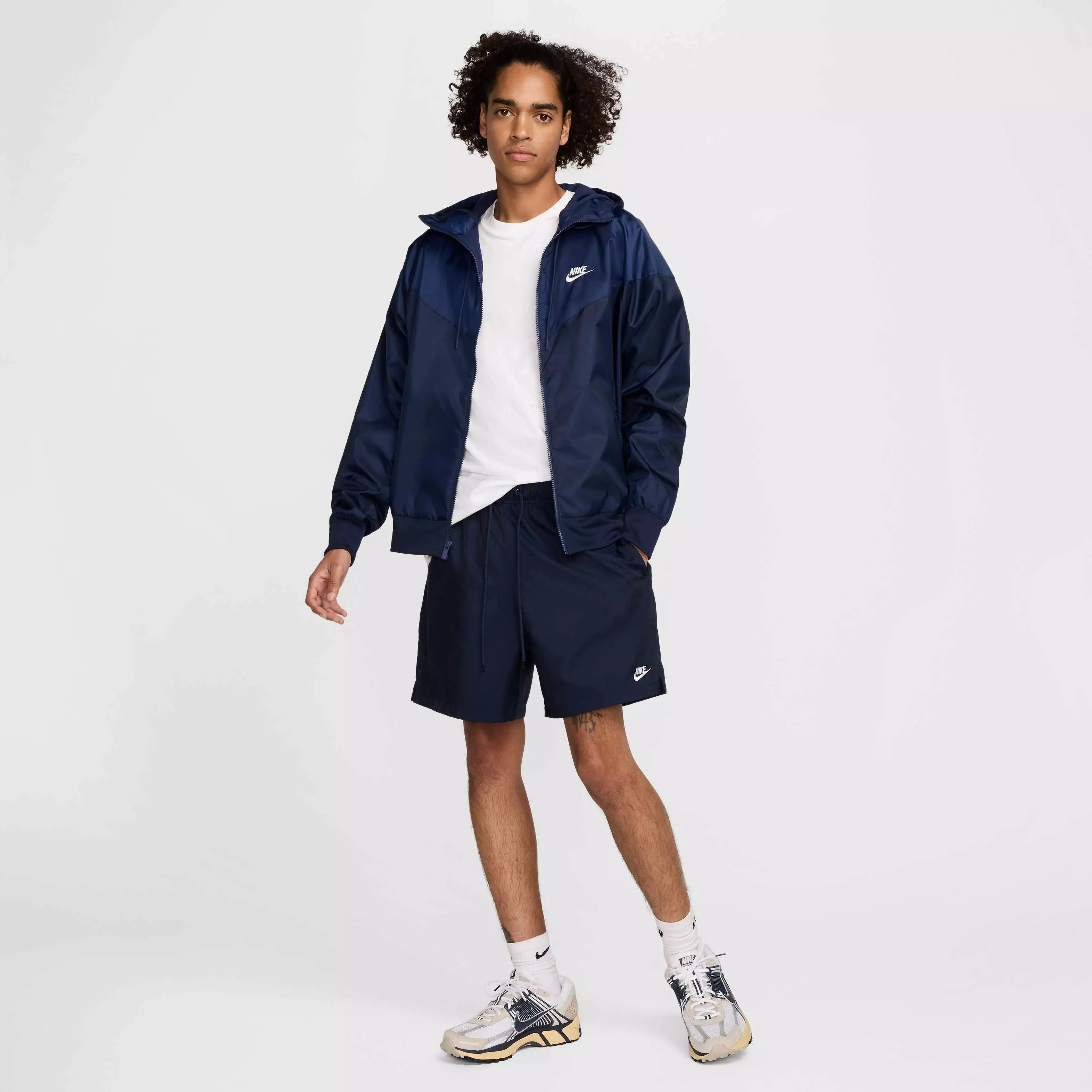 Nike Men's Club Woven Flow Shorts - Navy - NAVY