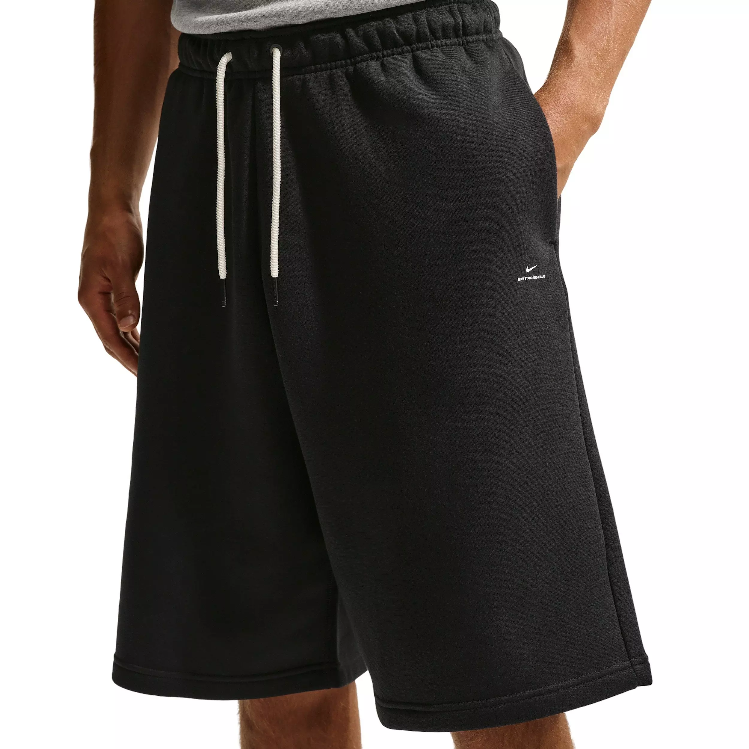 Nike Men's Standard Issue Thema-FIT 14" Fleece Basketball Shorts - BLACK