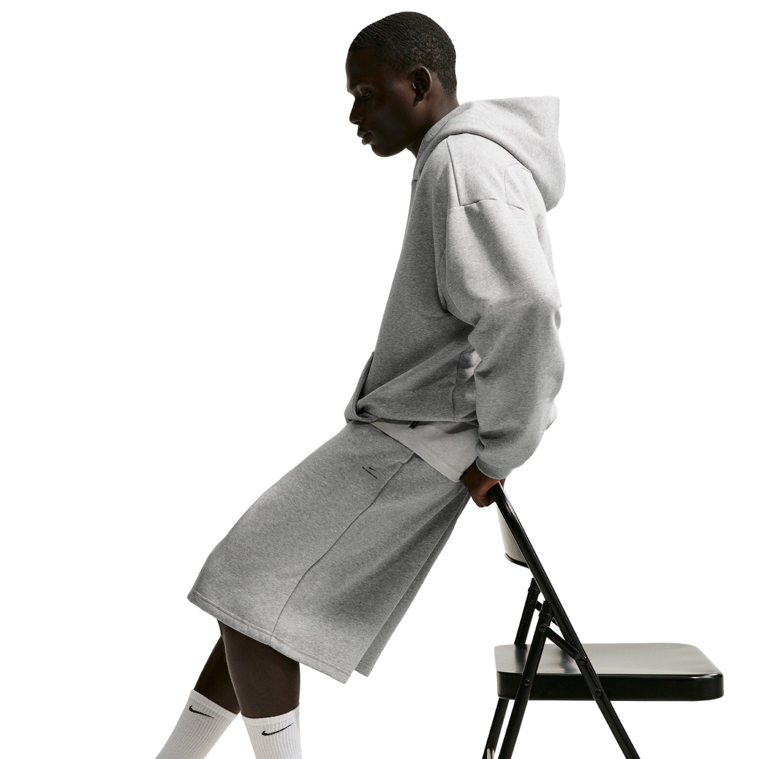 Nike Men's Standard Issue Thema-FIT 14" Fleece Basketball Shorts - GREY Thumbnail View 6